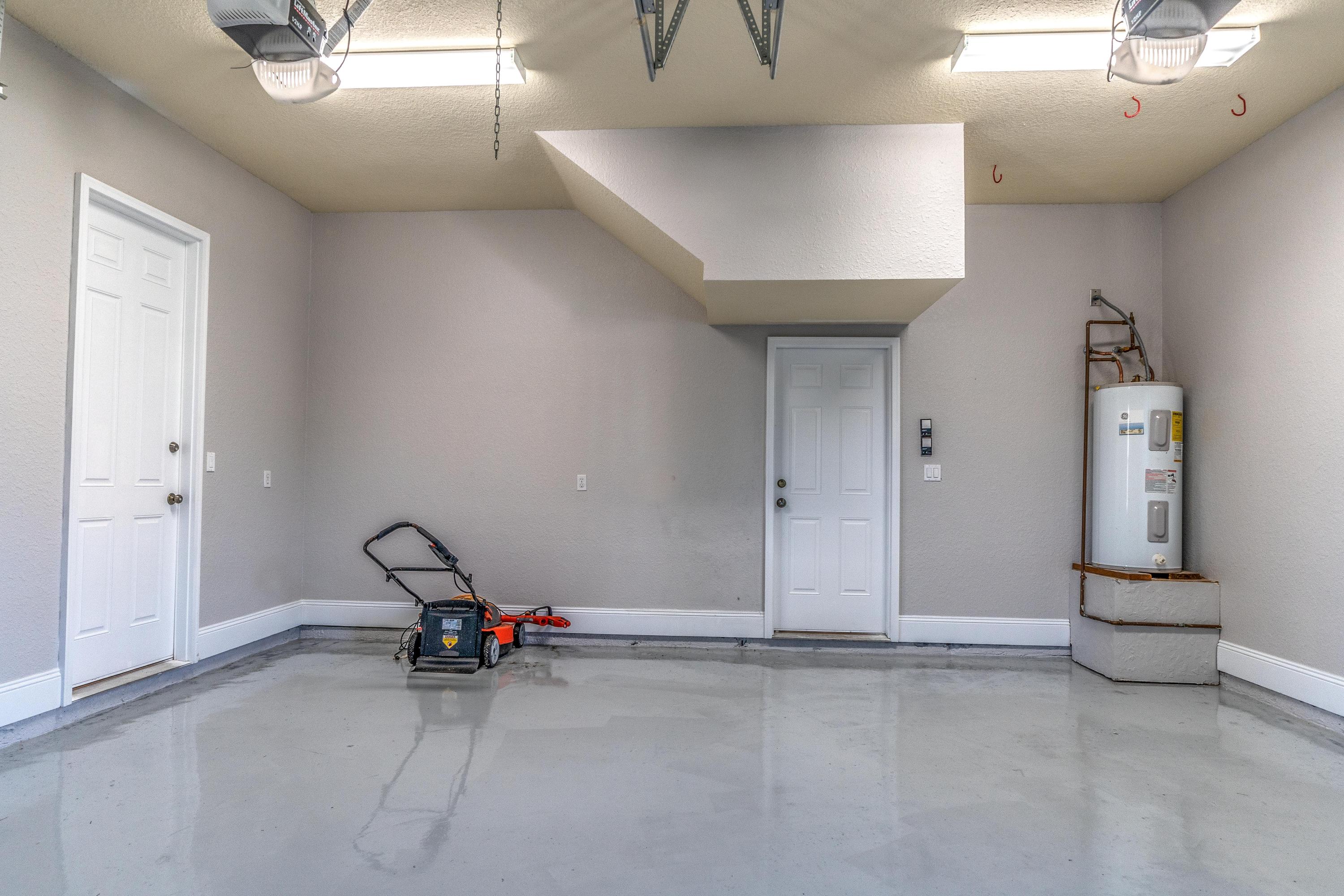 CALUSA BAY S/D - Residential