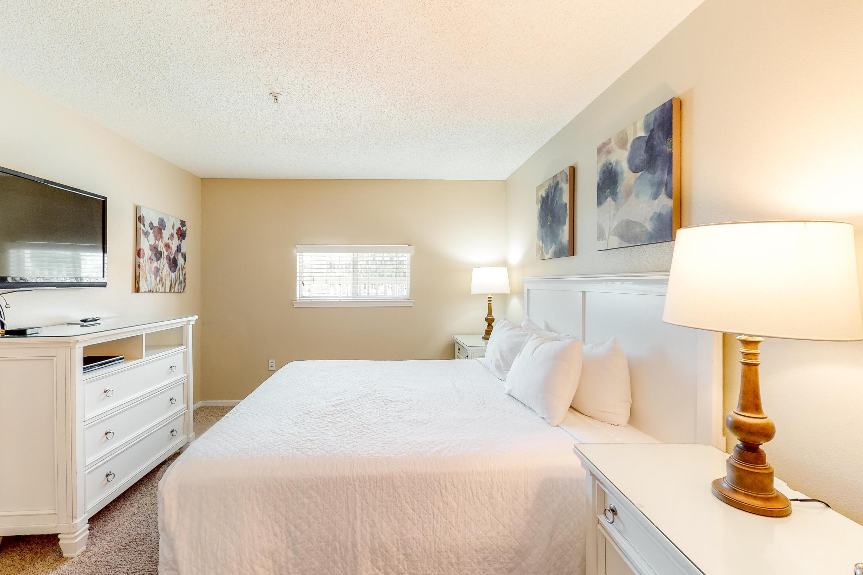 CRYSTAL SANDS CONDO - Residential