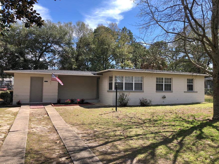 Appraised $10,000 over listing price! Back on the market at no fault of seller. Fully updated and move in ready home in the heart of Ft Walton beach! This lovely home features new roof, all new kitchen with stainless steel appliances, granite and modern backsplash, luxury vinyl flooring throughout living room and kitchen and carpet in bedrooms. This home sits on a big corner lot in a great location on Eglin Pkwy and South avenue, walking distance to many stores and restaurants. It has 3 bedrooms plus a bonus room that could be an office or playroom. There's additional storage/ laundry room off the bonus room. Large gated backyard and a storage shed for your tools and landscaping equipment. This home is close to both Eglin and Hurlburt field bases.