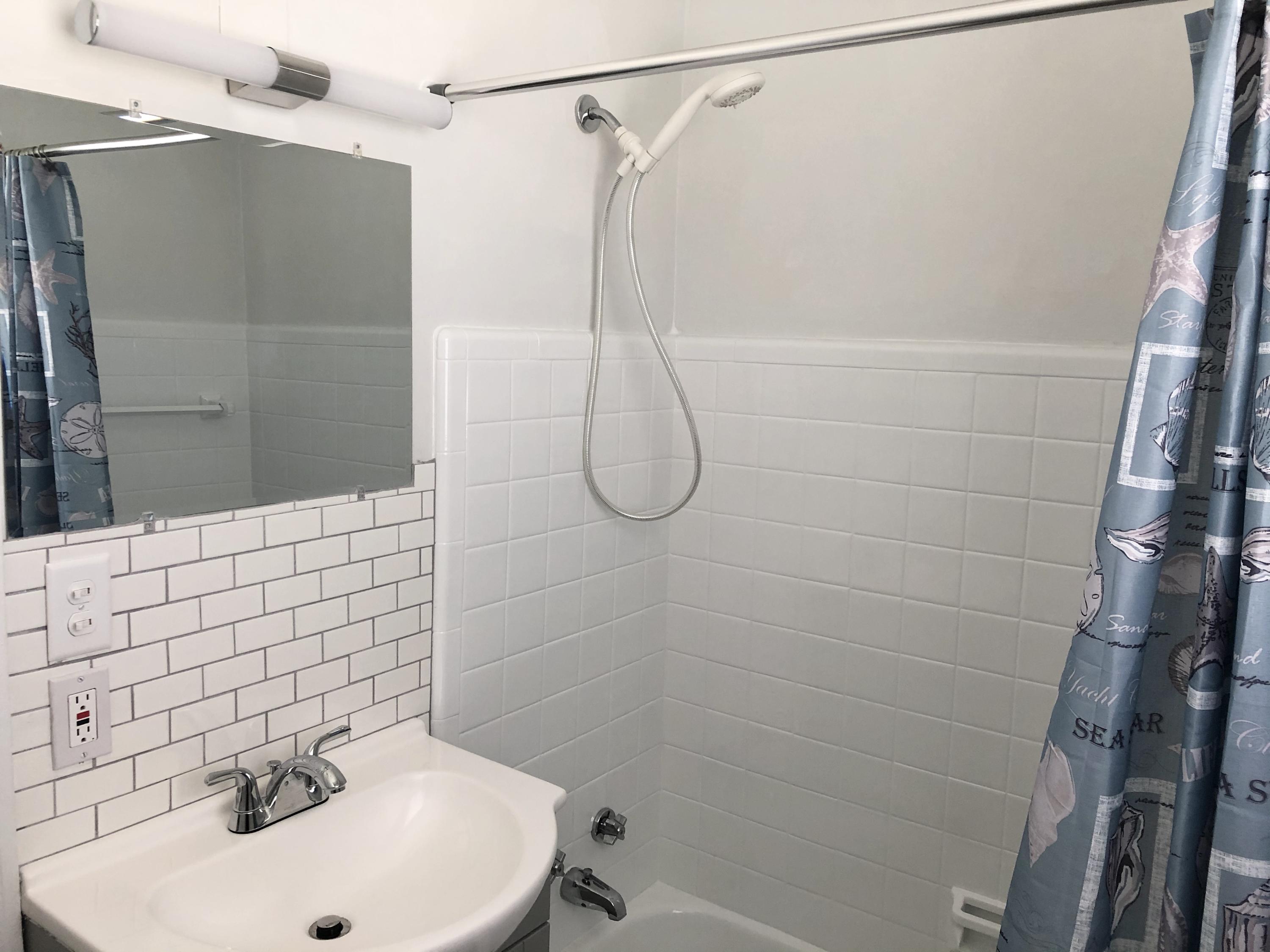 GARNIERS BEACH 2ND - Residential