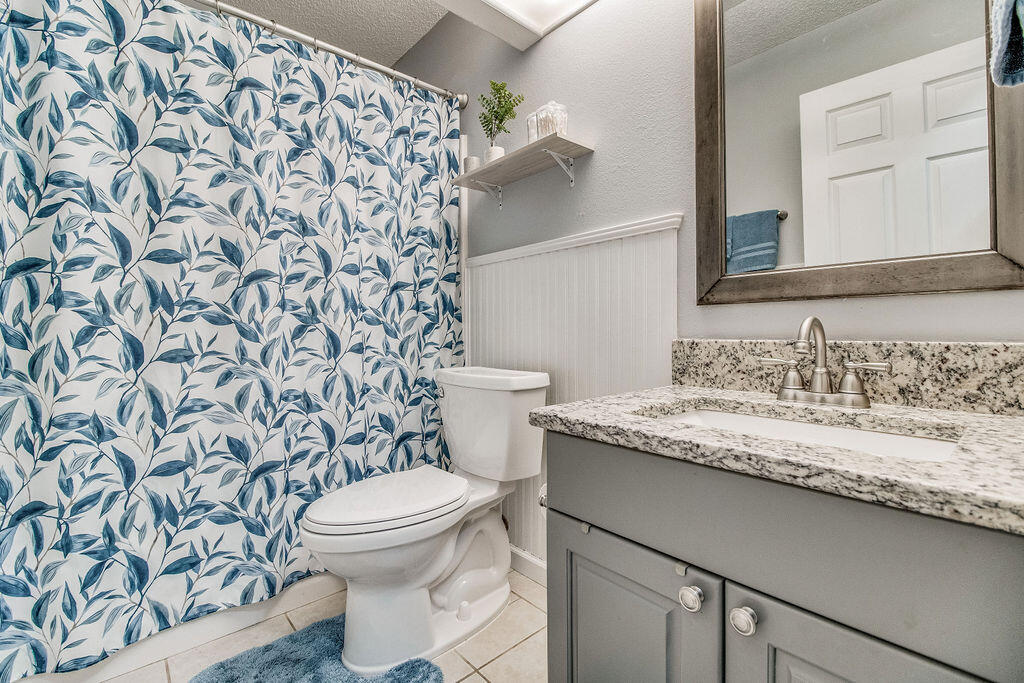 SANDY BEACH ESTATES - Residential