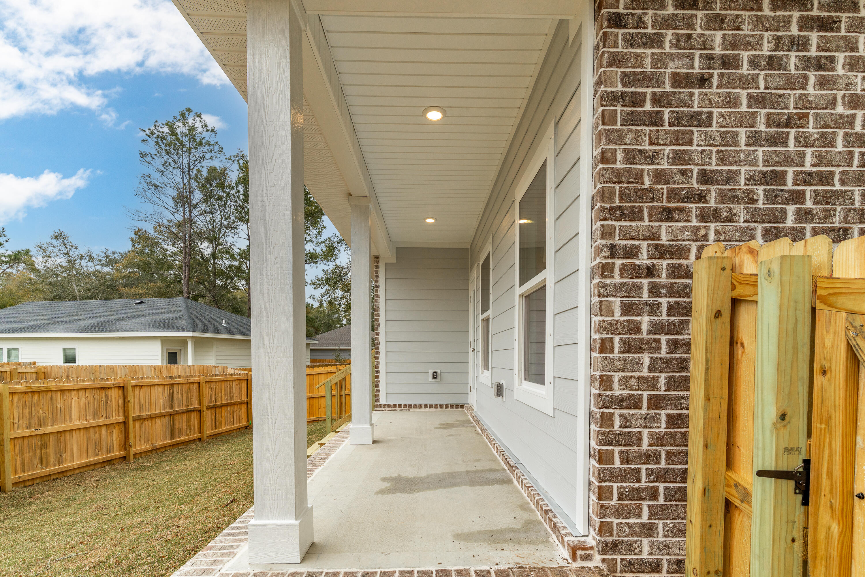 Grande Oaks - Residential