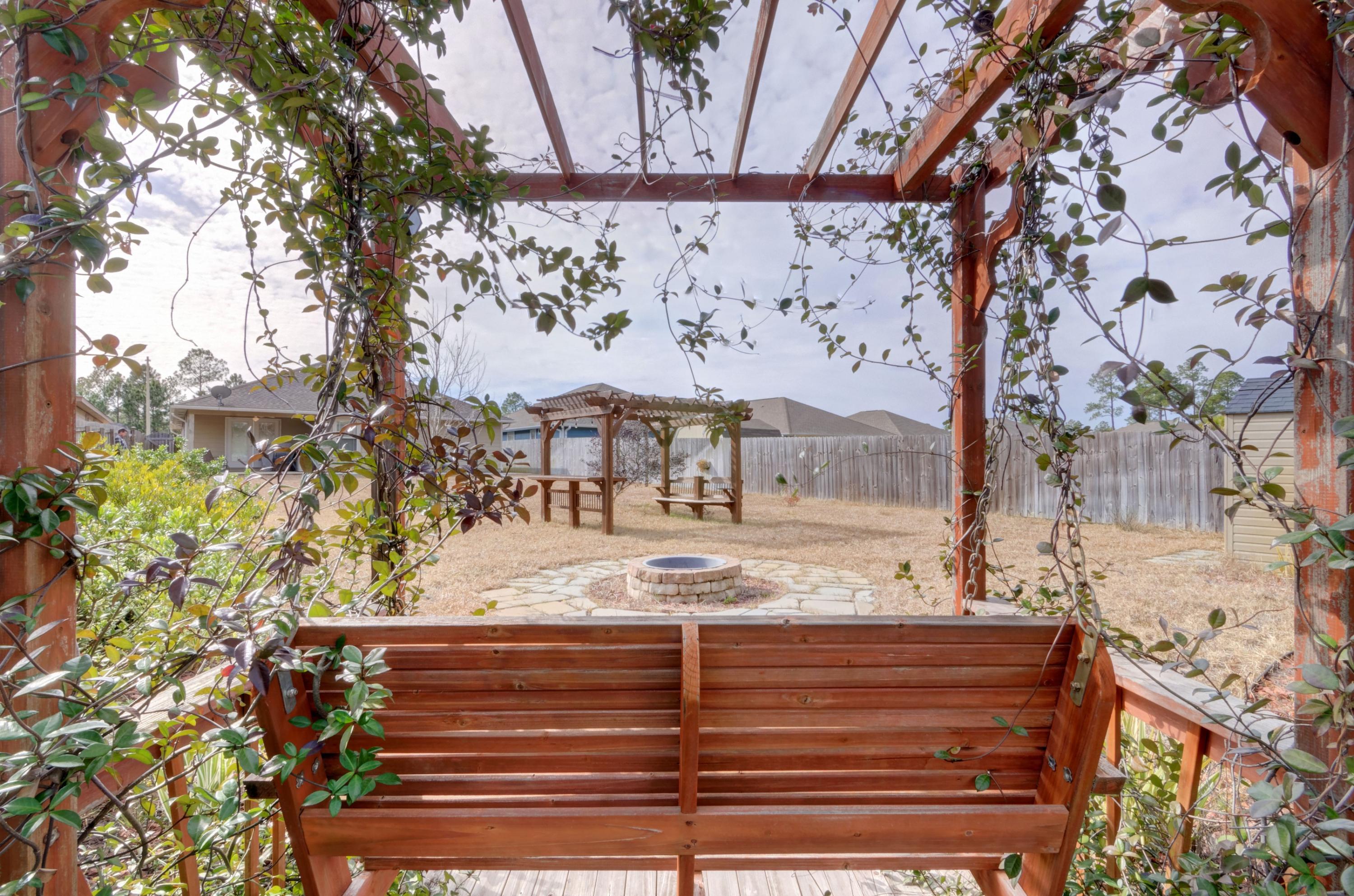 COTTAGES AT EAST RIVER - Residential