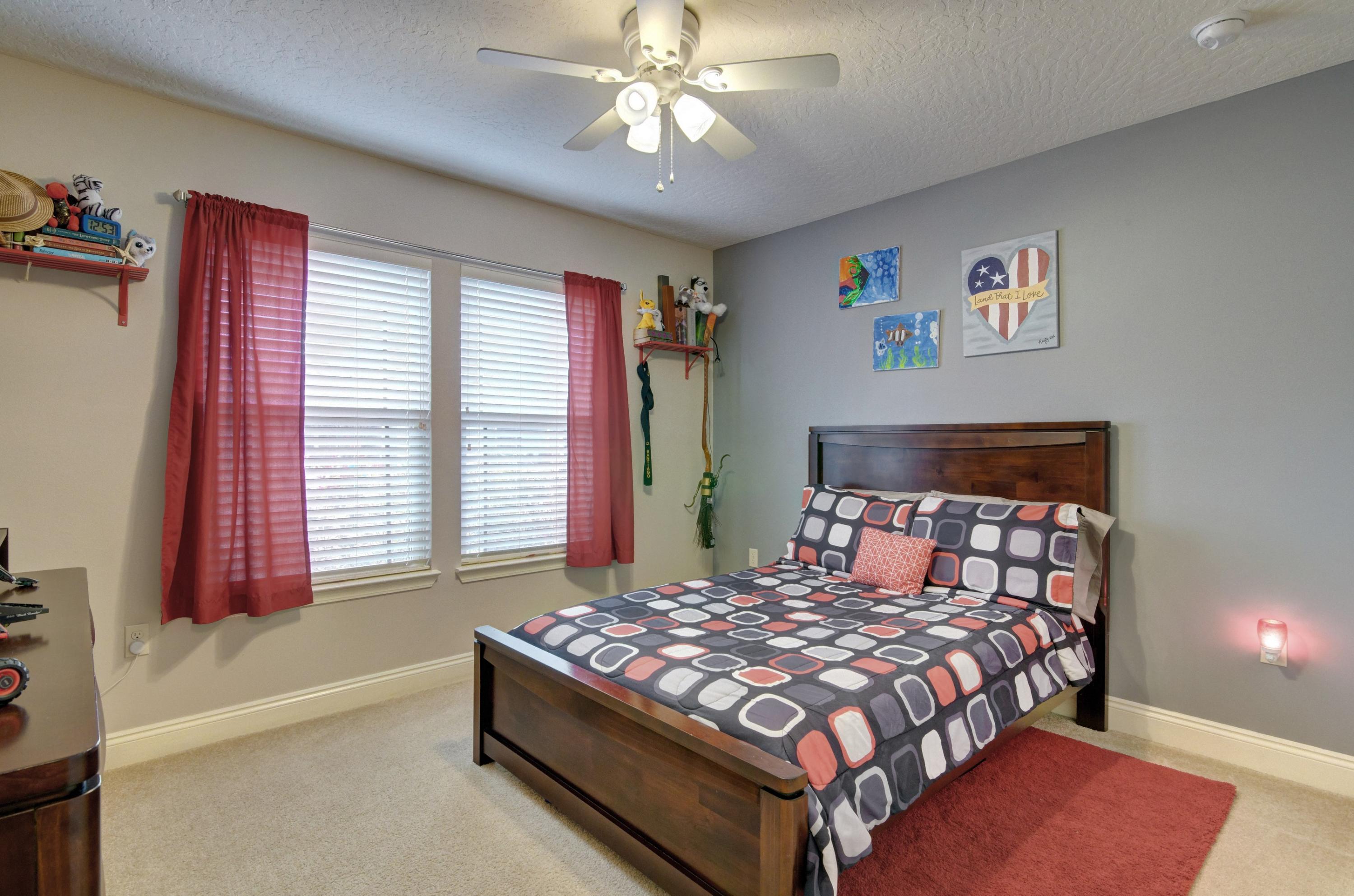 COTTAGES AT EAST RIVER - Residential