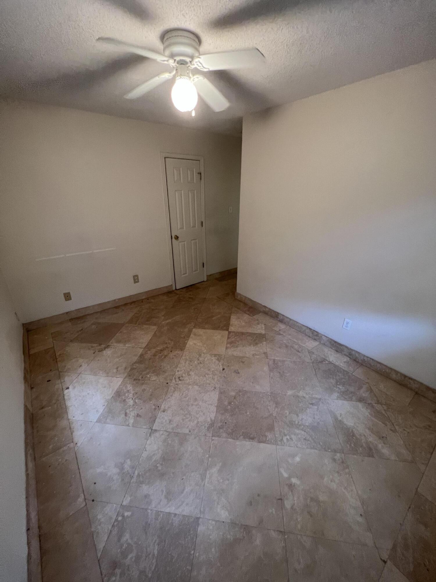 RE S/D PART ELLIOTT PT LOT 12 BLK A - Residential