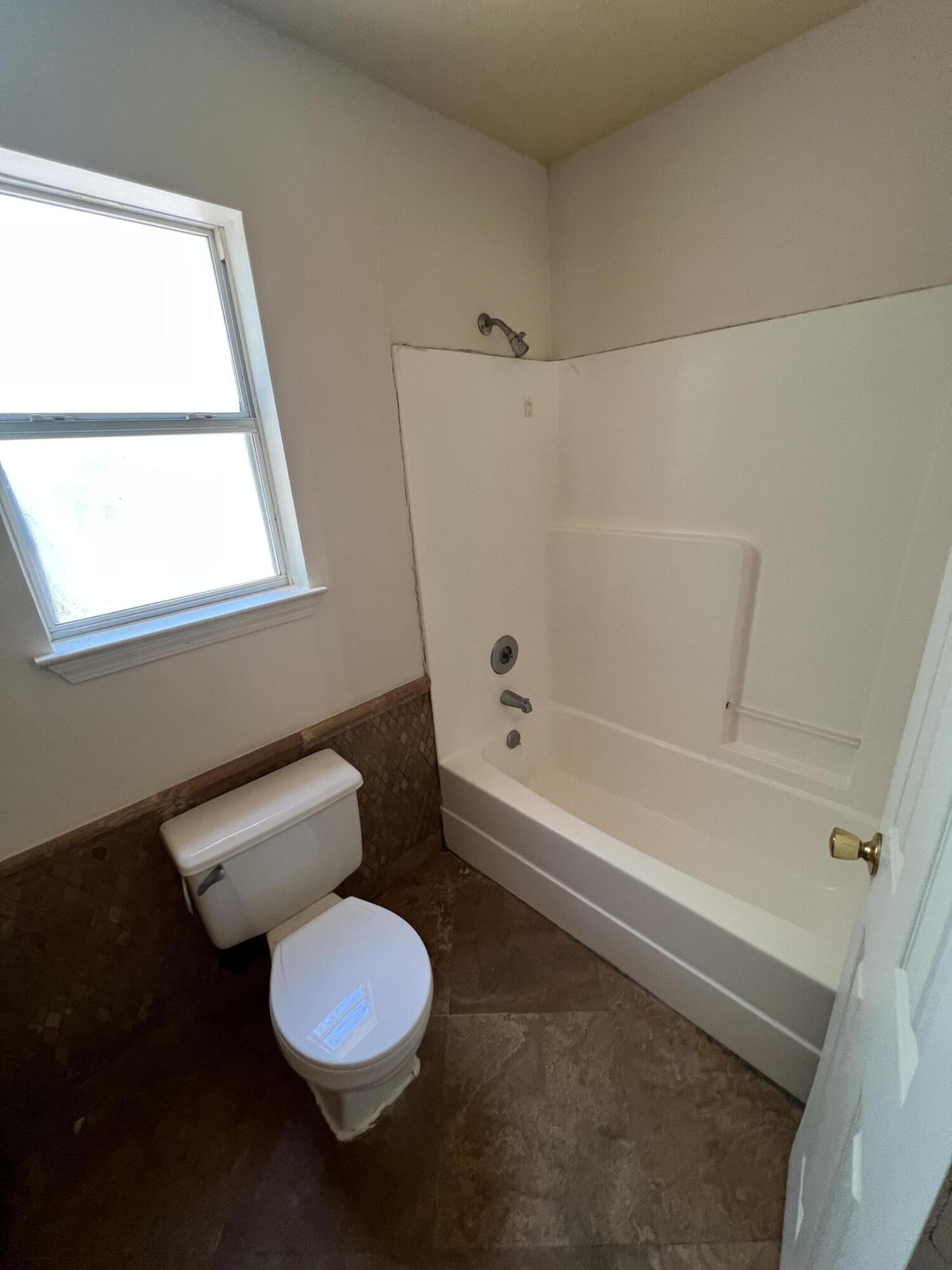 RE S/D PART ELLIOTT PT LOT 12 BLK A - Residential