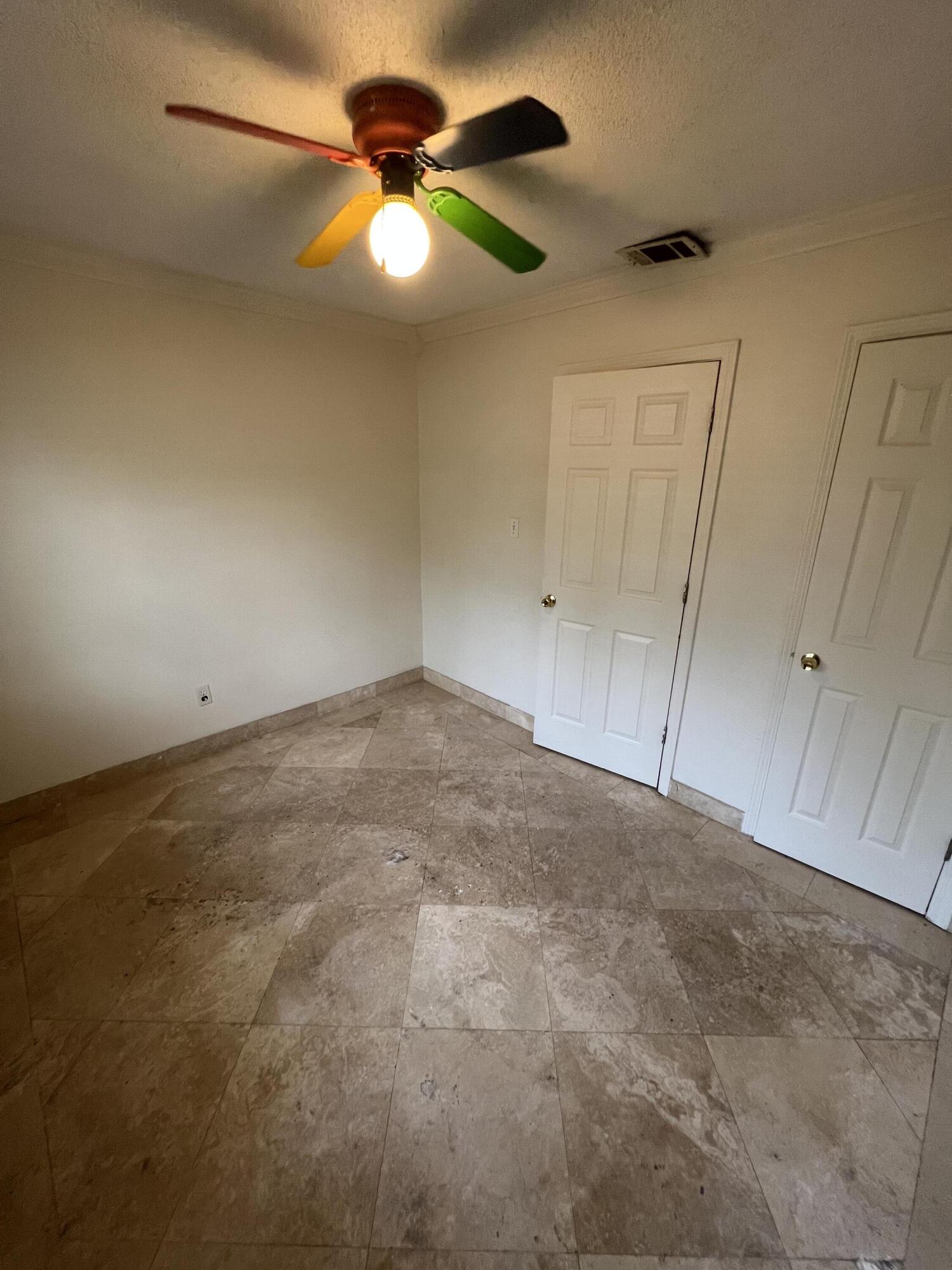 RE S/D PART ELLIOTT PT LOT 12 BLK A - Residential