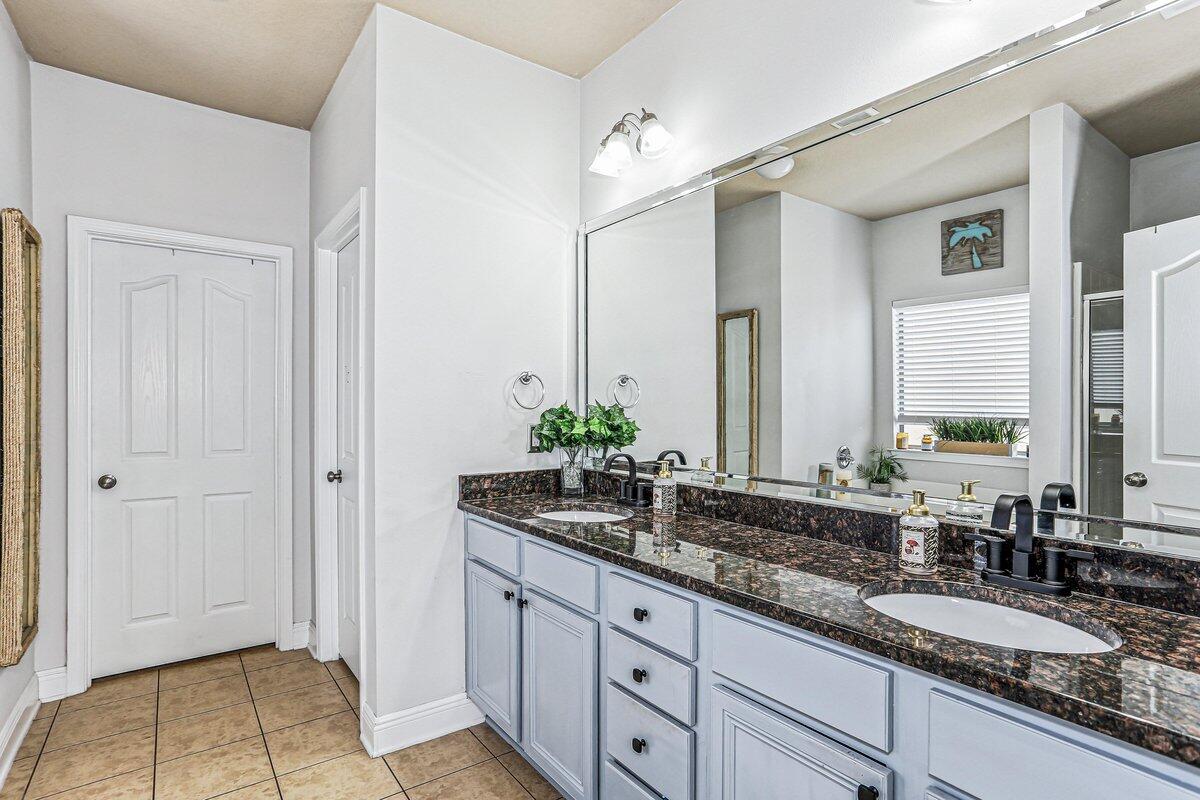 LIBERTY OAKS - Residential