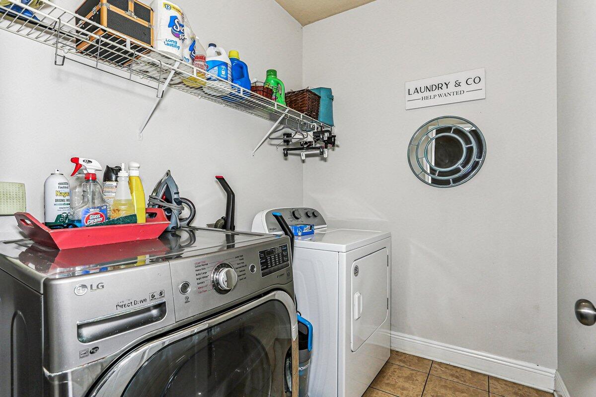 LIBERTY OAKS - Residential