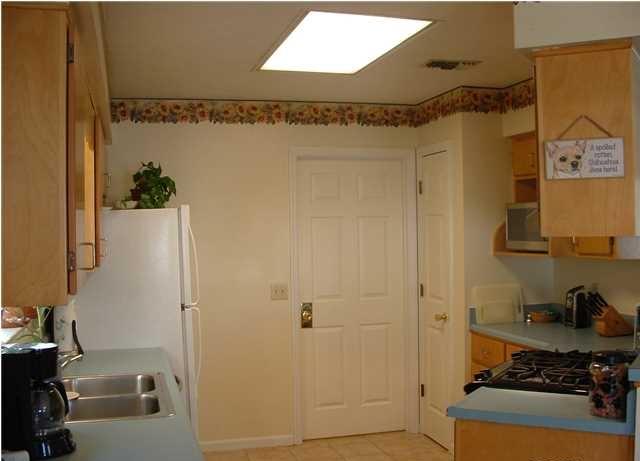 HERITAGE VILLAGE - Residential