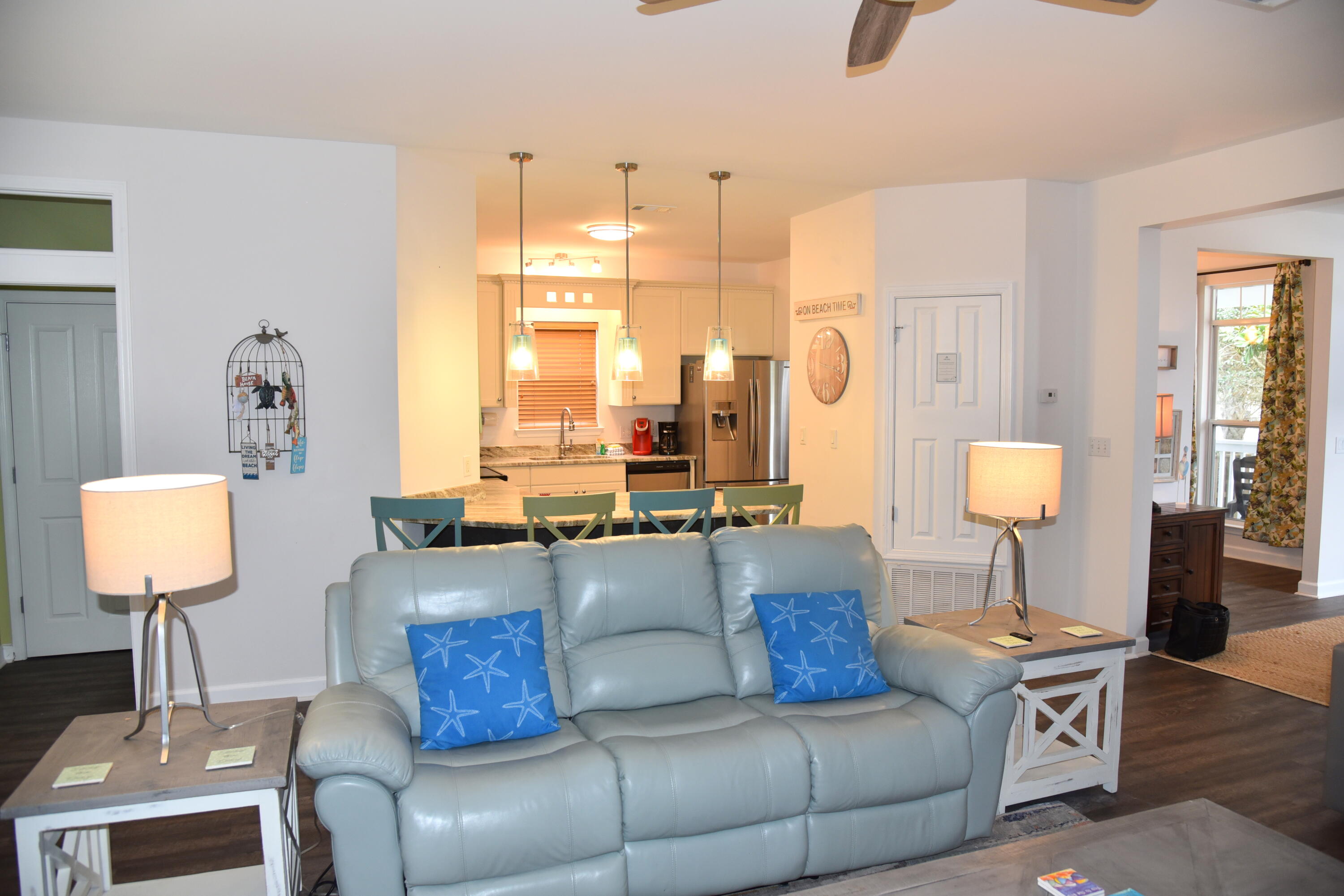 CRYSTAL BEACH - Residential