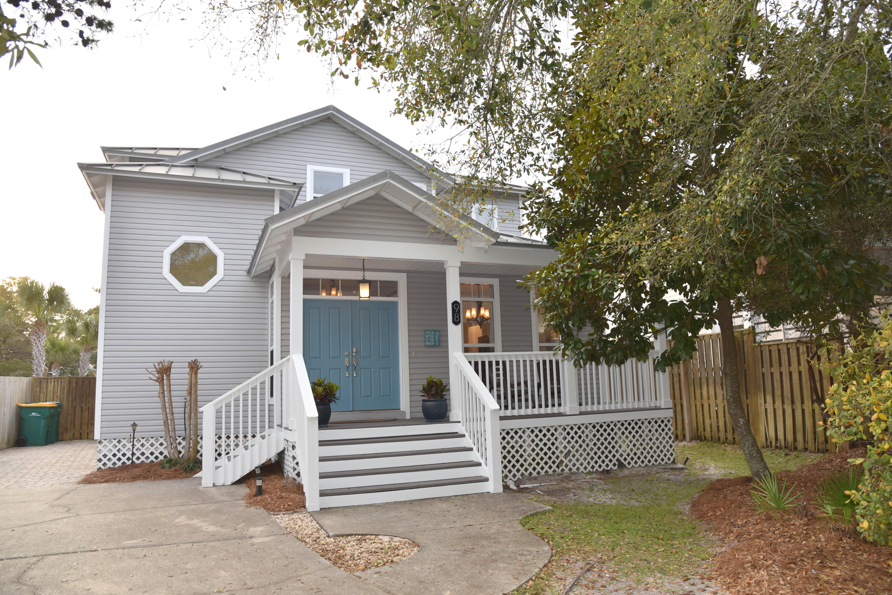 CRYSTAL BEACH - Residential