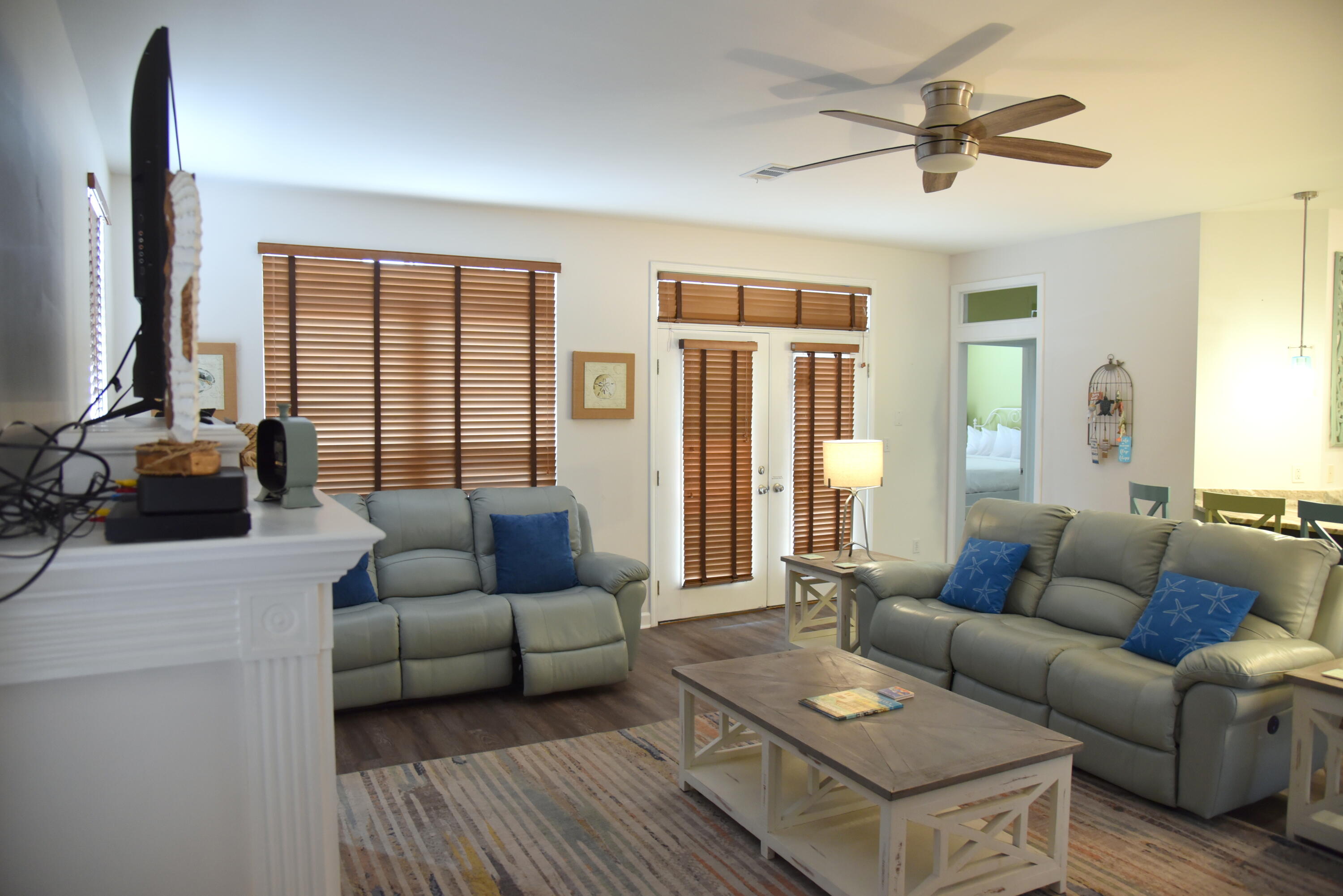 CRYSTAL BEACH - Residential