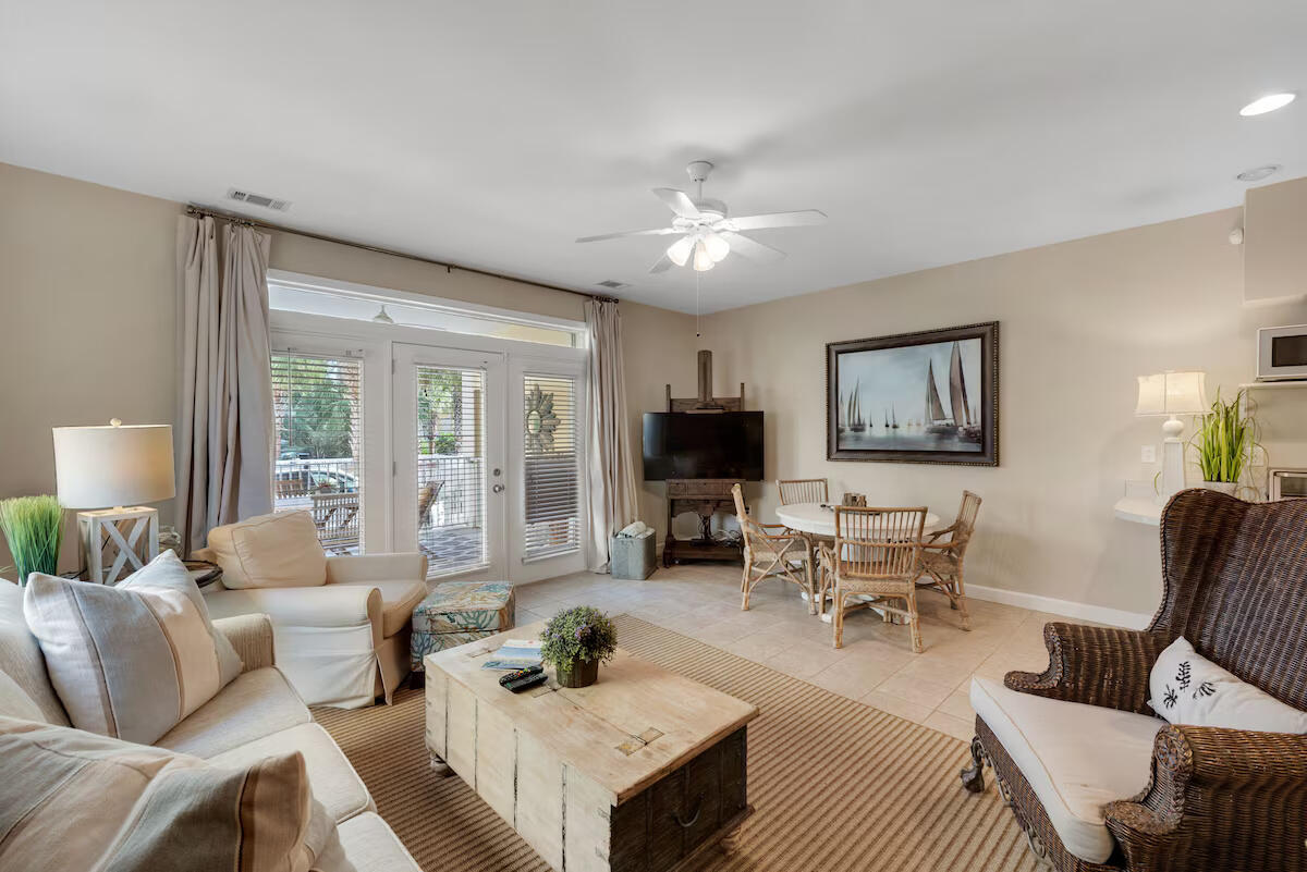 SEAGROVE BY THE SEA - Residential
