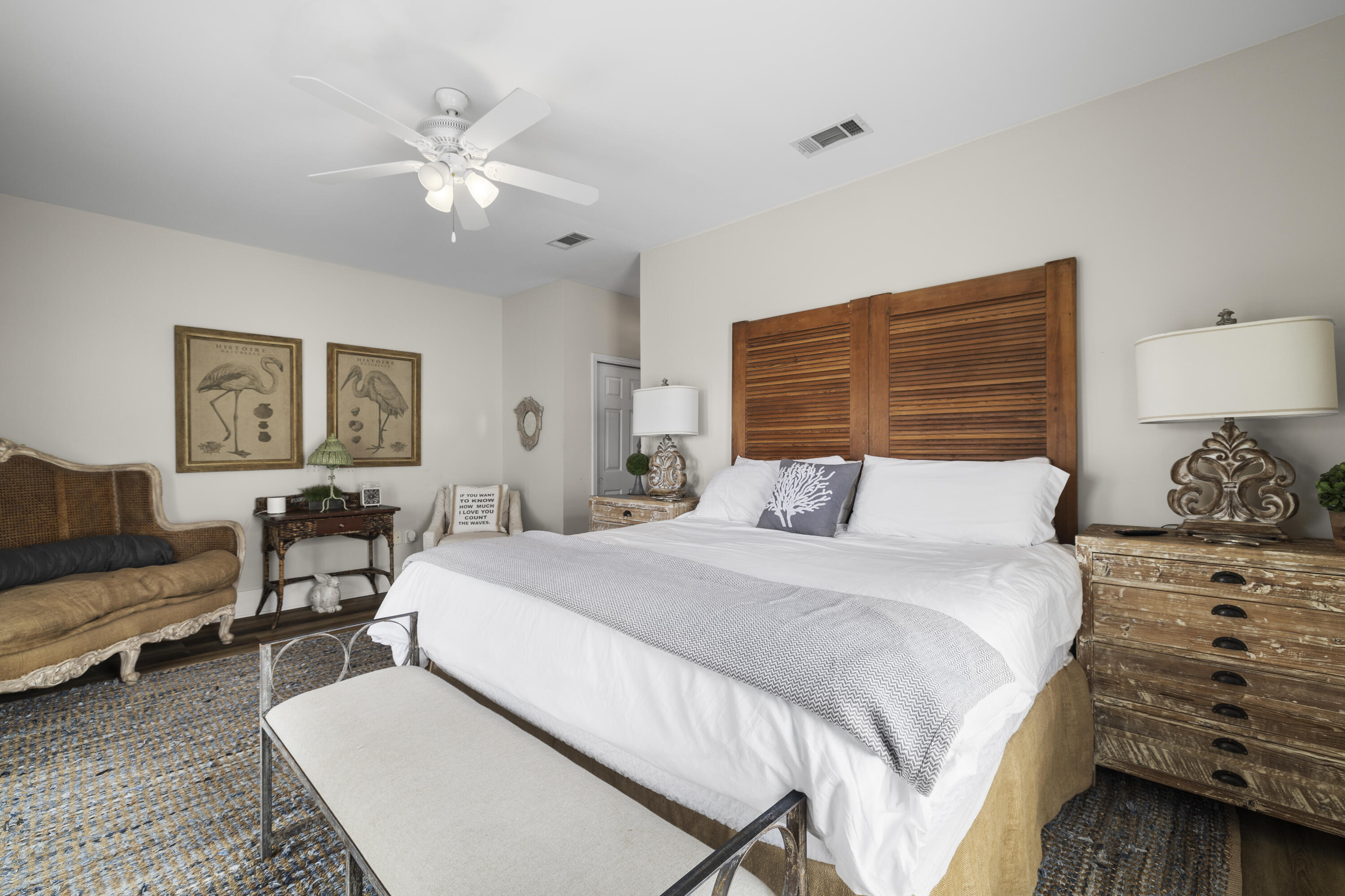 SEAGROVE BY THE SEA - Residential