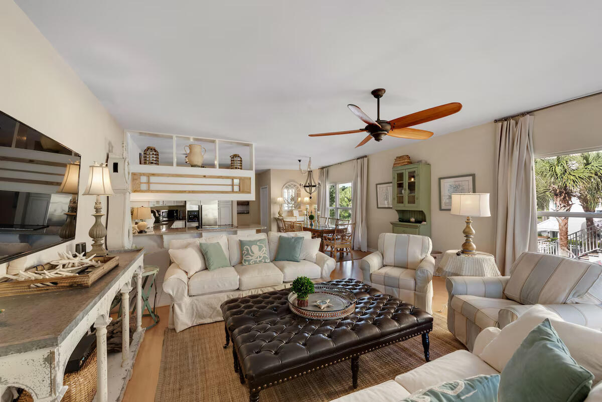 SEAGROVE BY THE SEA - Residential