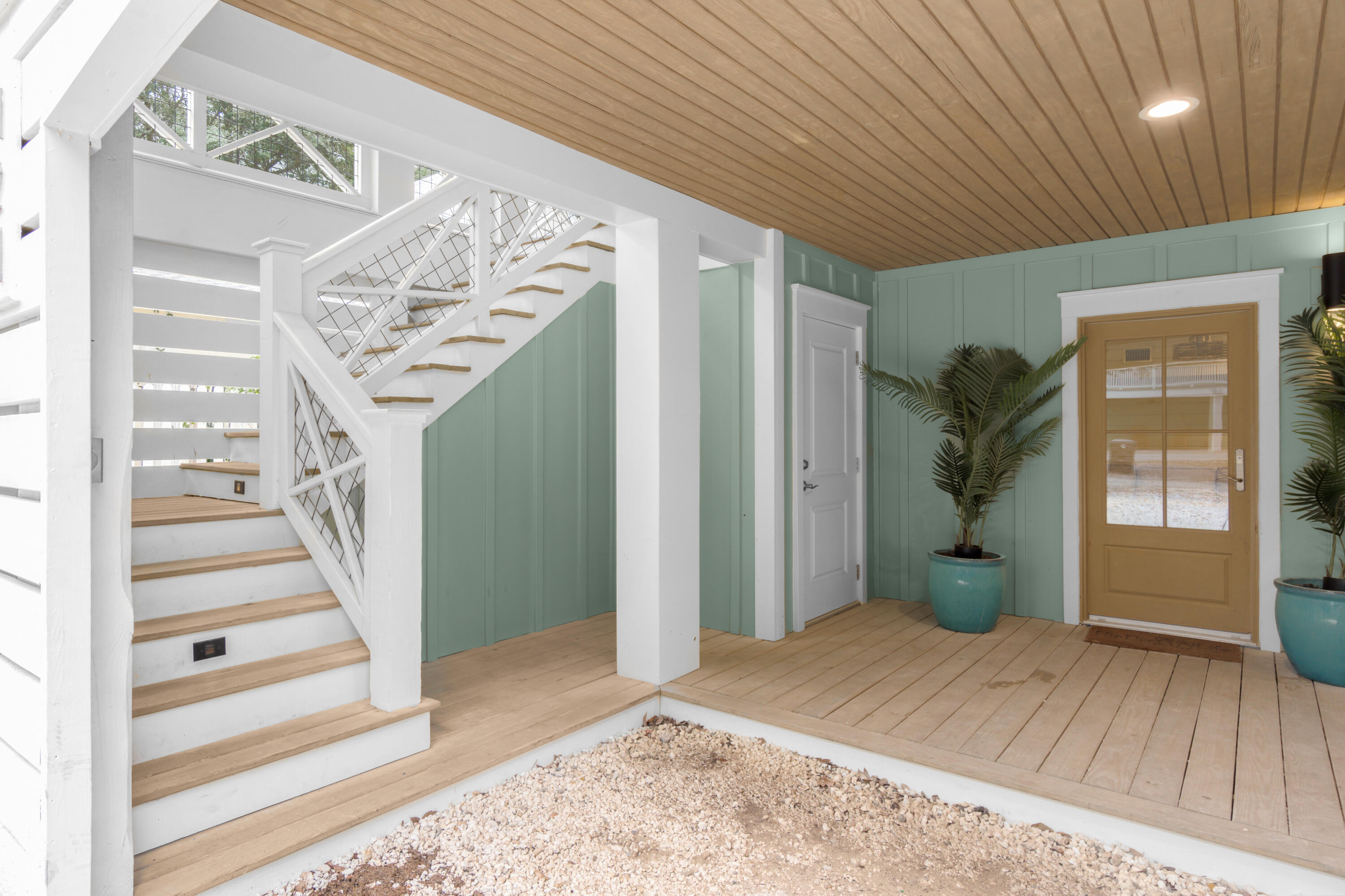 SEAGROVE 1ST ADDN - Residential