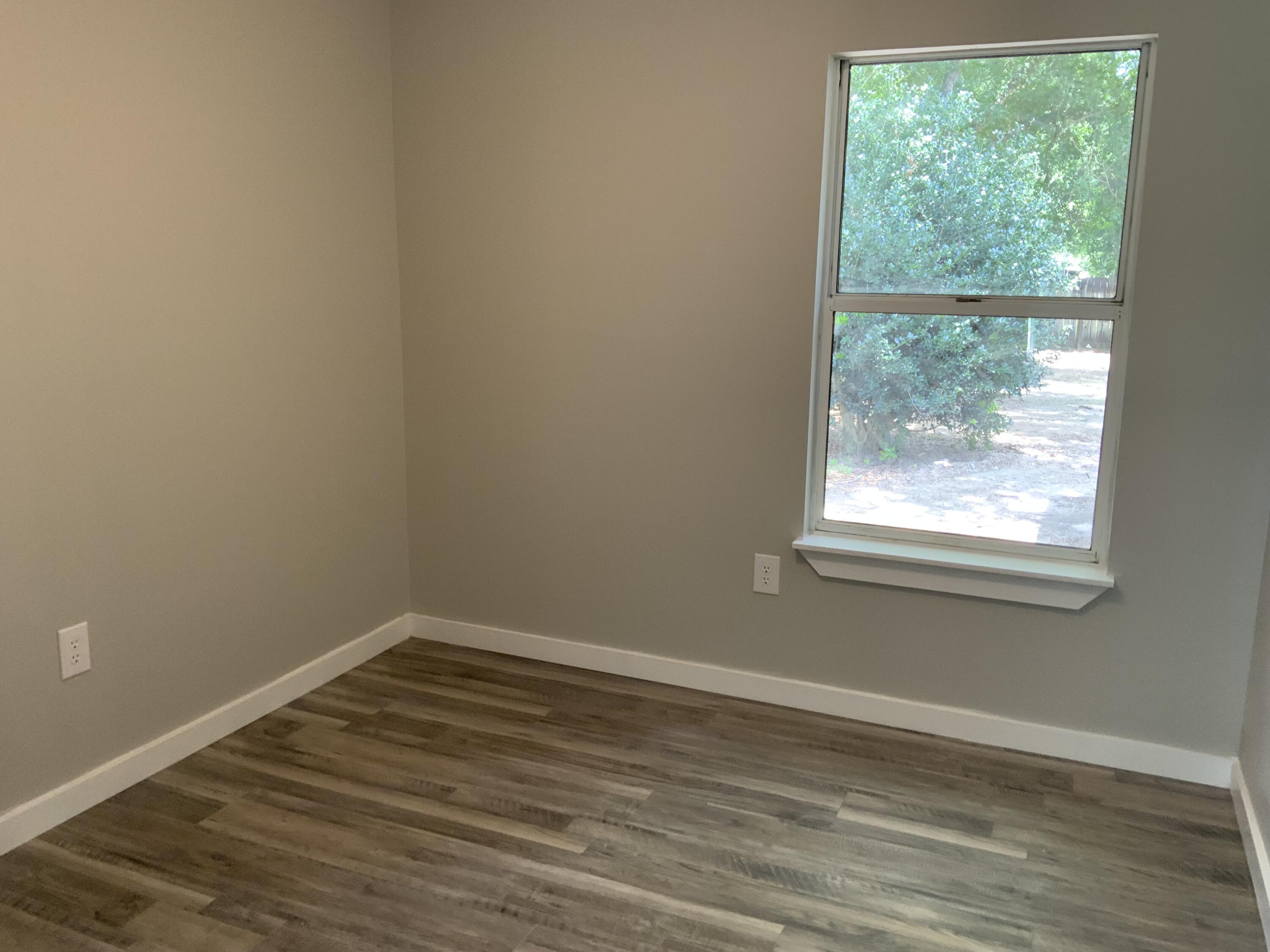 HILLTOP ACRES - Residential