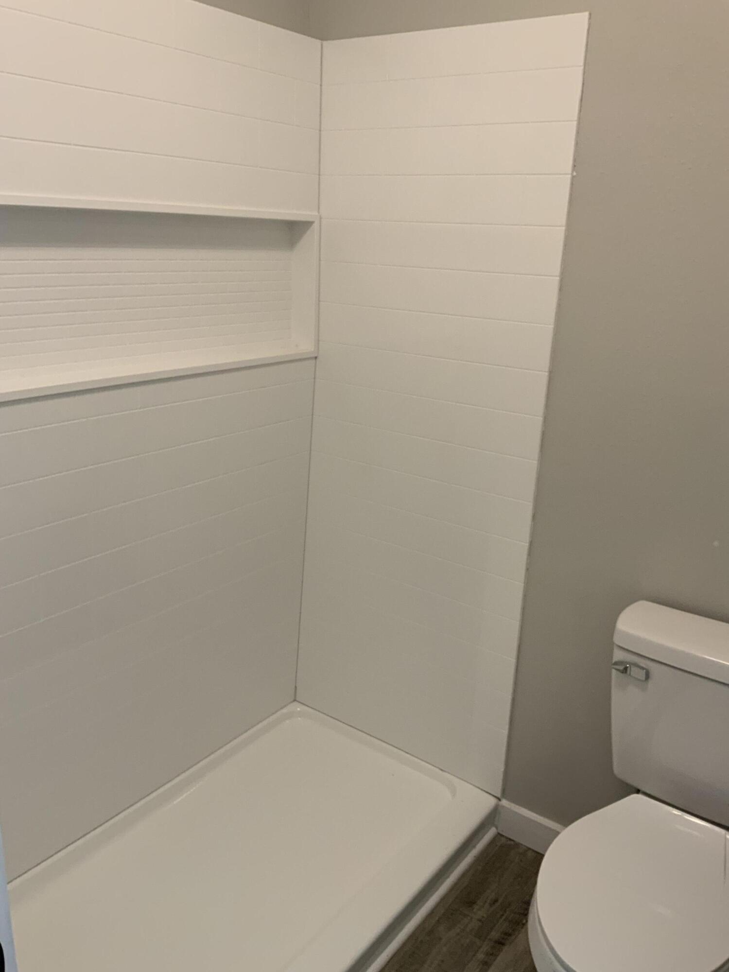 HILLTOP ACRES - Residential