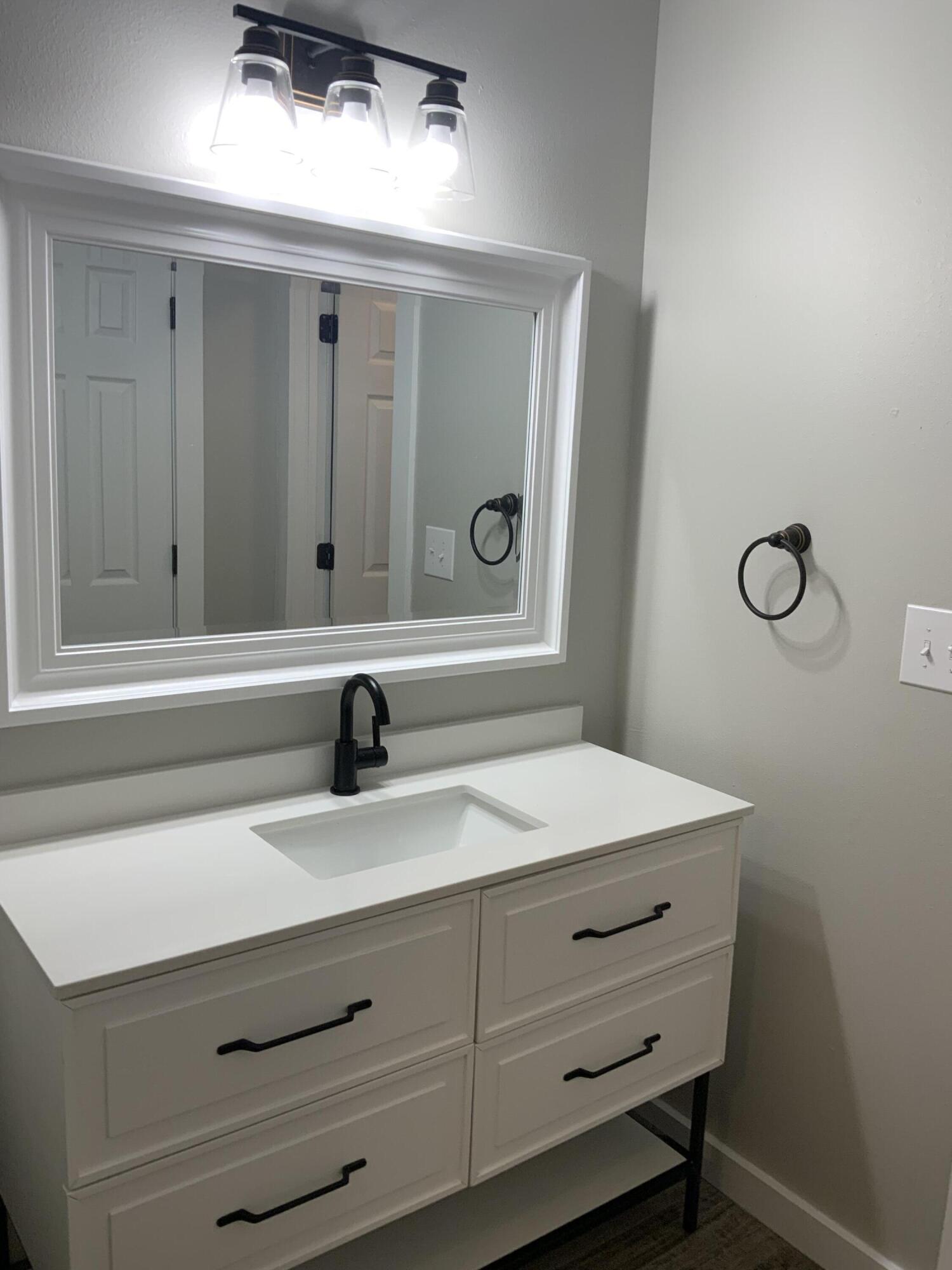 HILLTOP ACRES - Residential