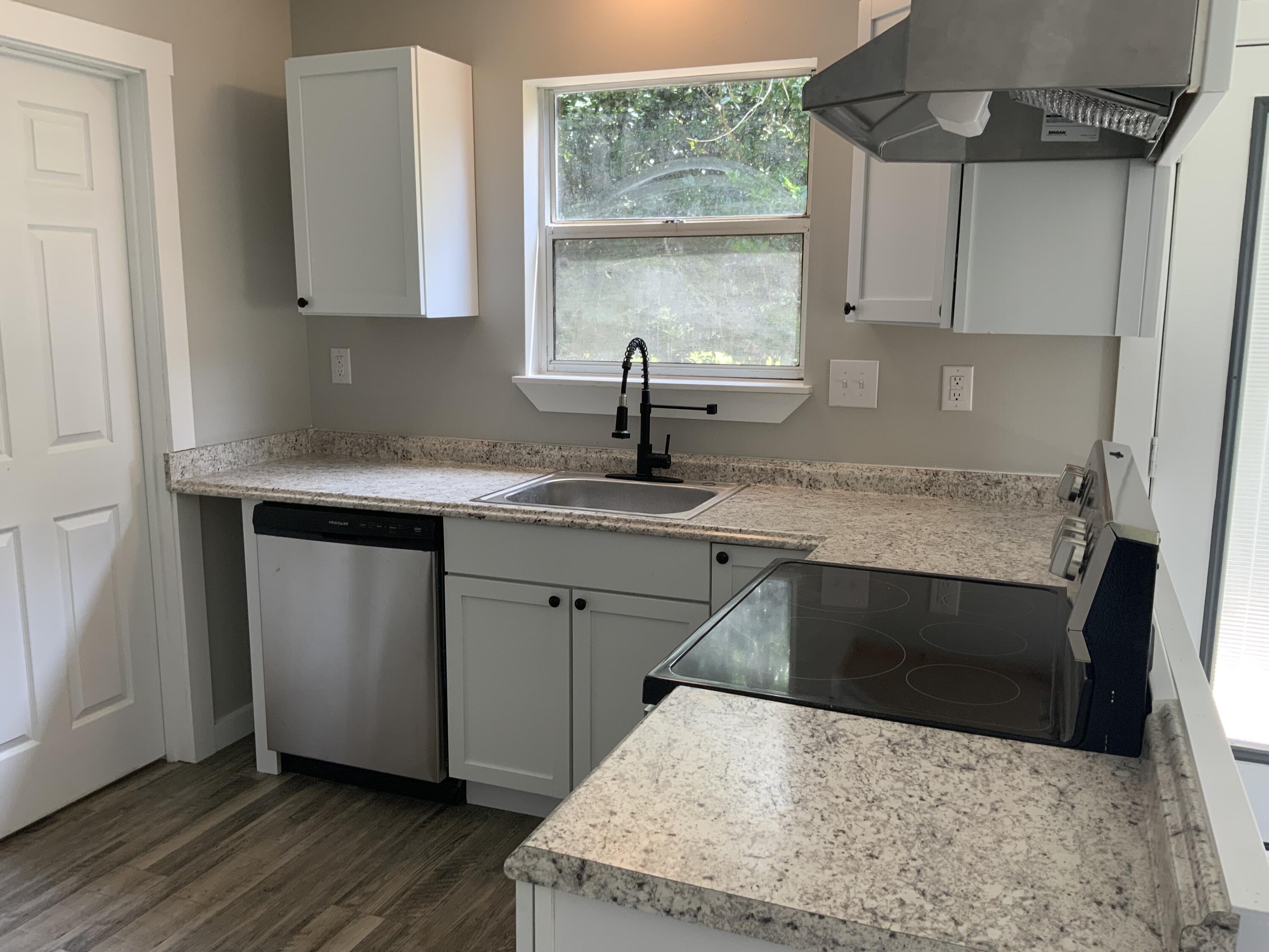 HILLTOP ACRES - Residential