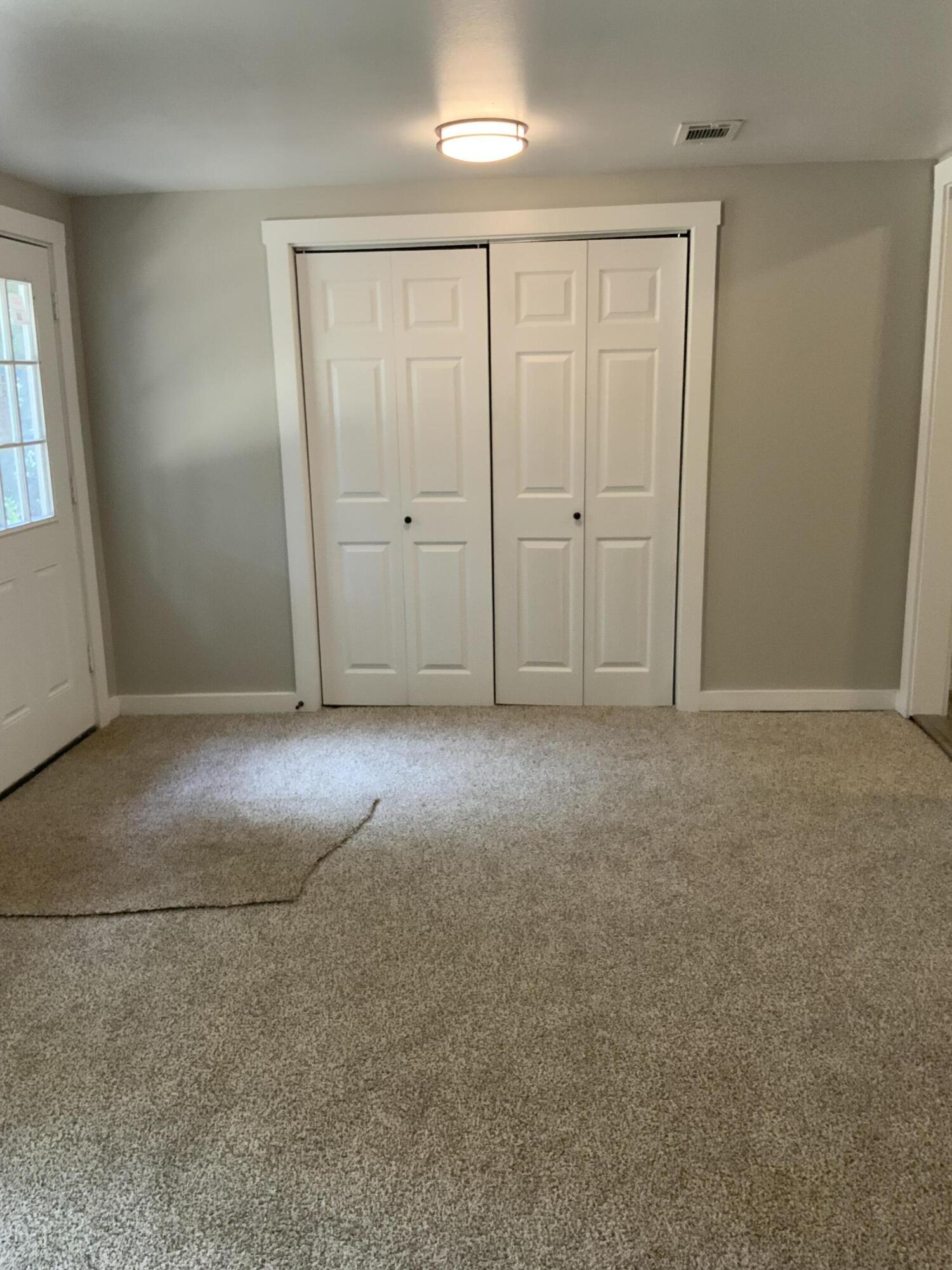 HILLTOP ACRES - Residential