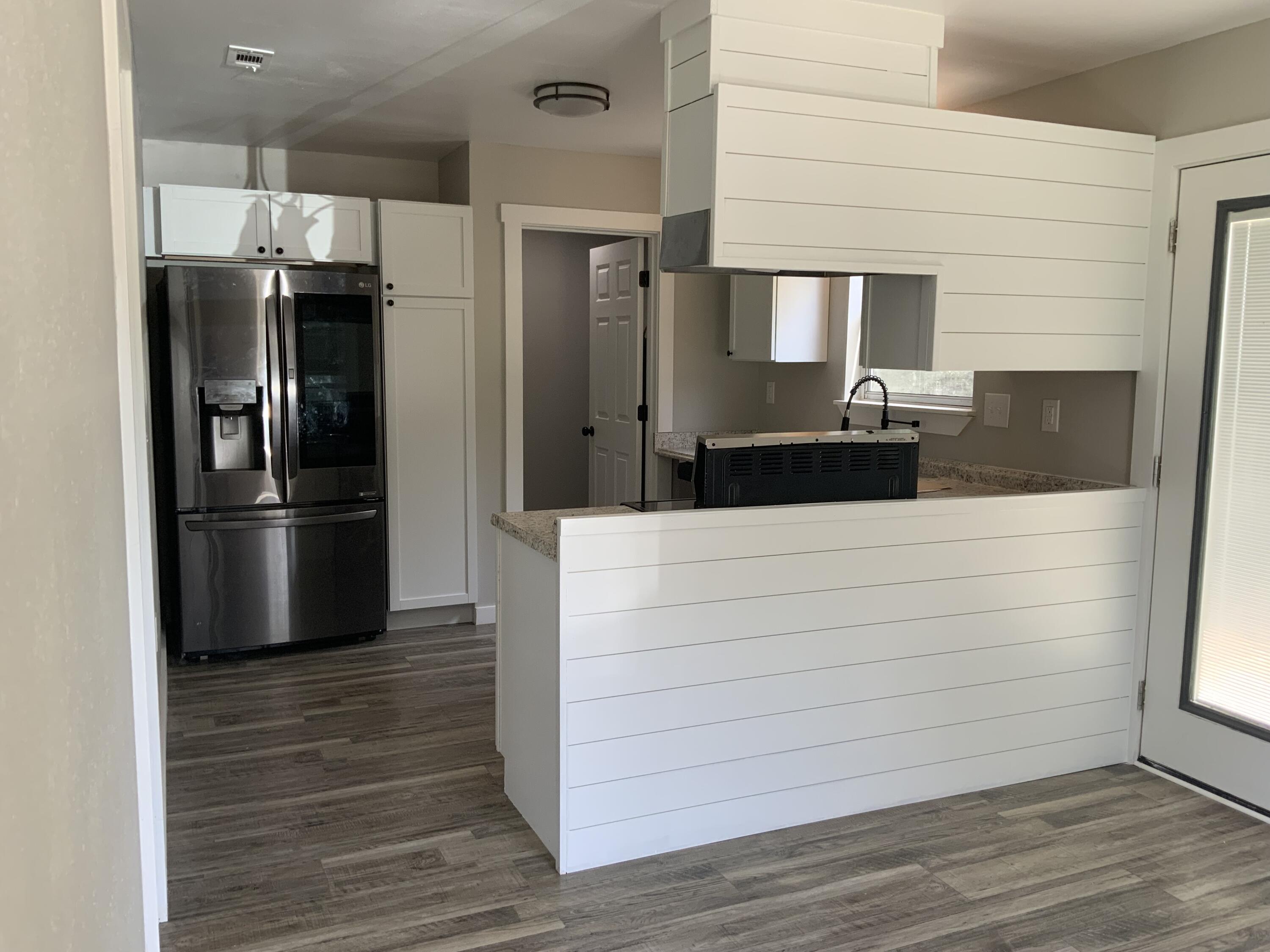 HILLTOP ACRES - Residential