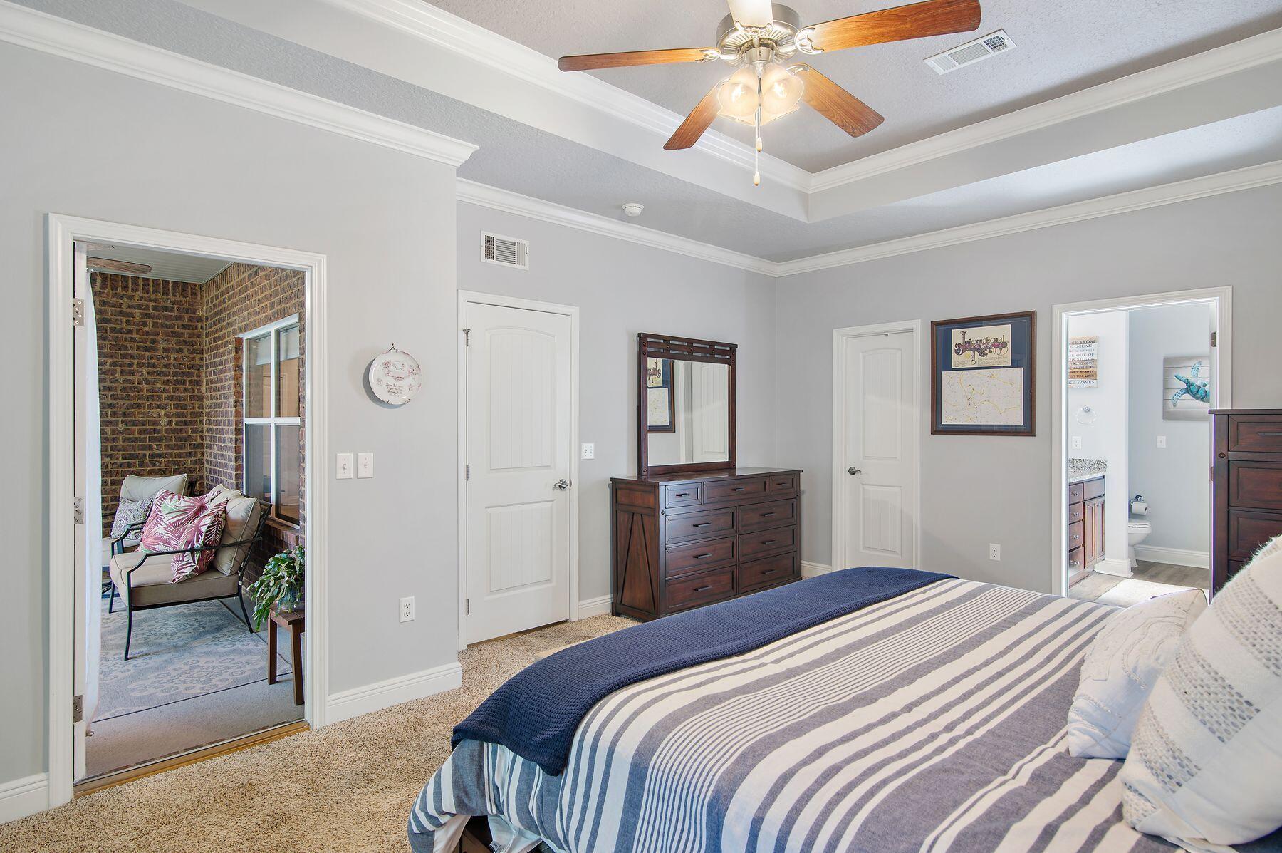WHISPERING LAKES ESTATES - Residential