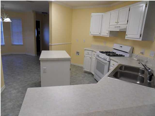 CHEROKEE BEND S/D PH 2 - Residential Lease