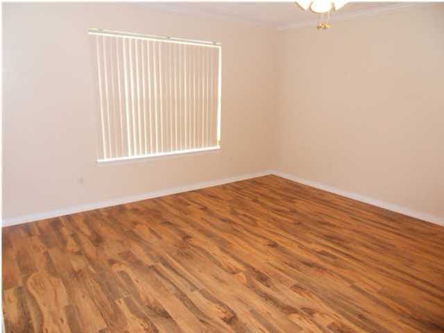 CHEROKEE BEND S/D PH 2 - Residential Lease