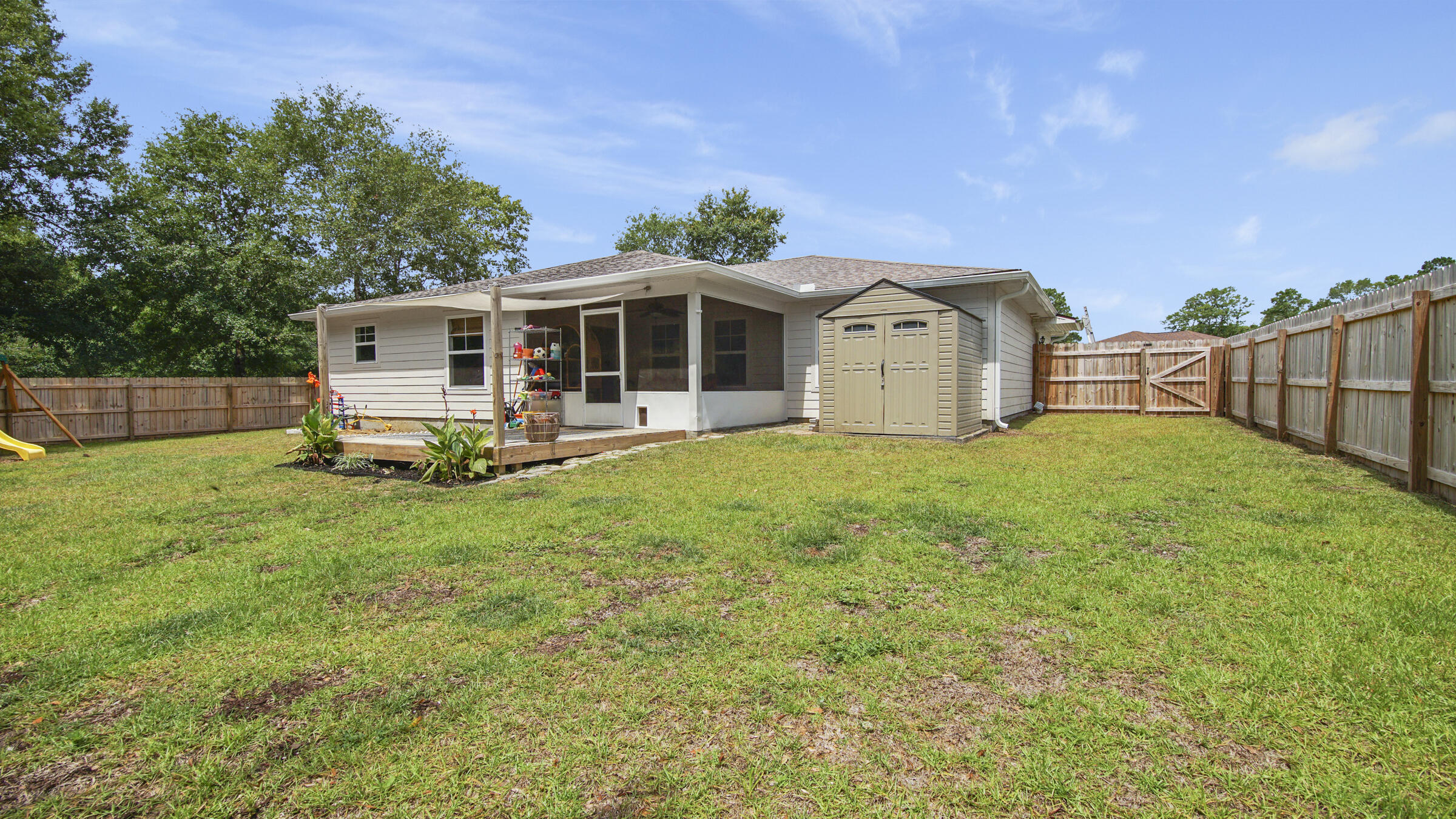 HUNTERS RIDGE - Residential