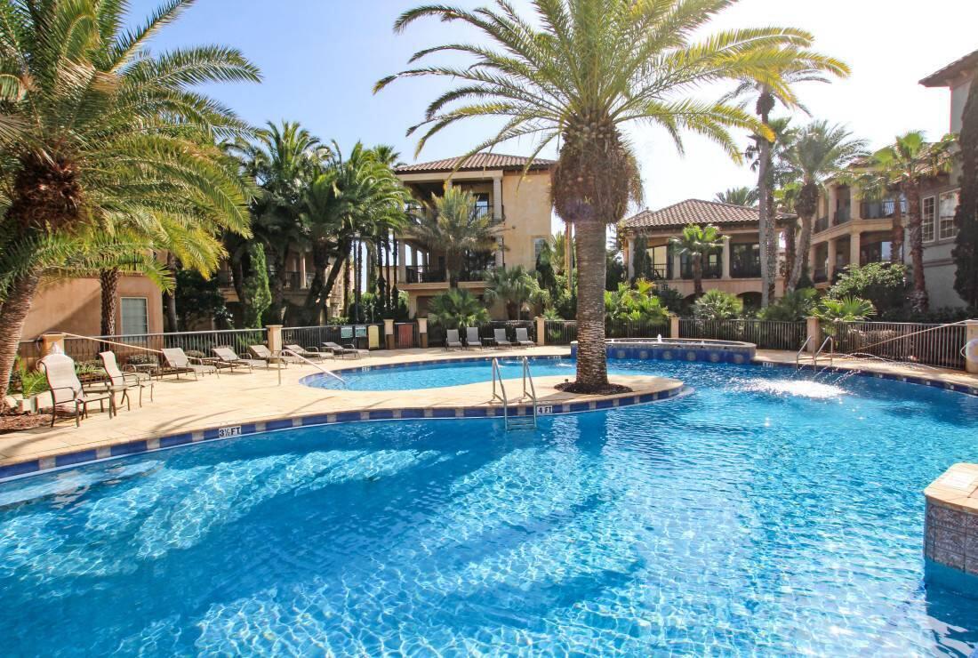 SAINT TROPEZ - Residential
