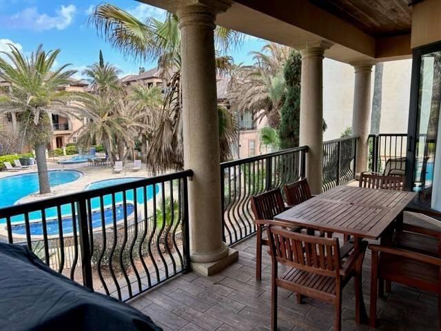 SAINT TROPEZ - Residential