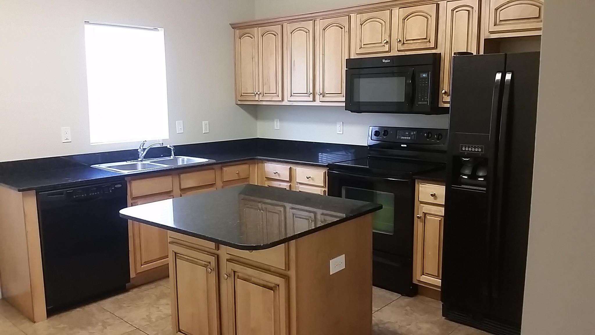 MERIDIAN SQUARE T/H - Residential