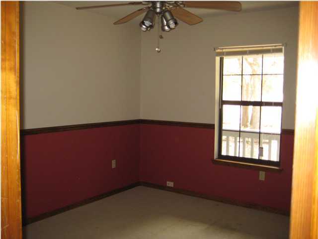 KENNEDY LAKES 1ST ADDN - Residential Lease