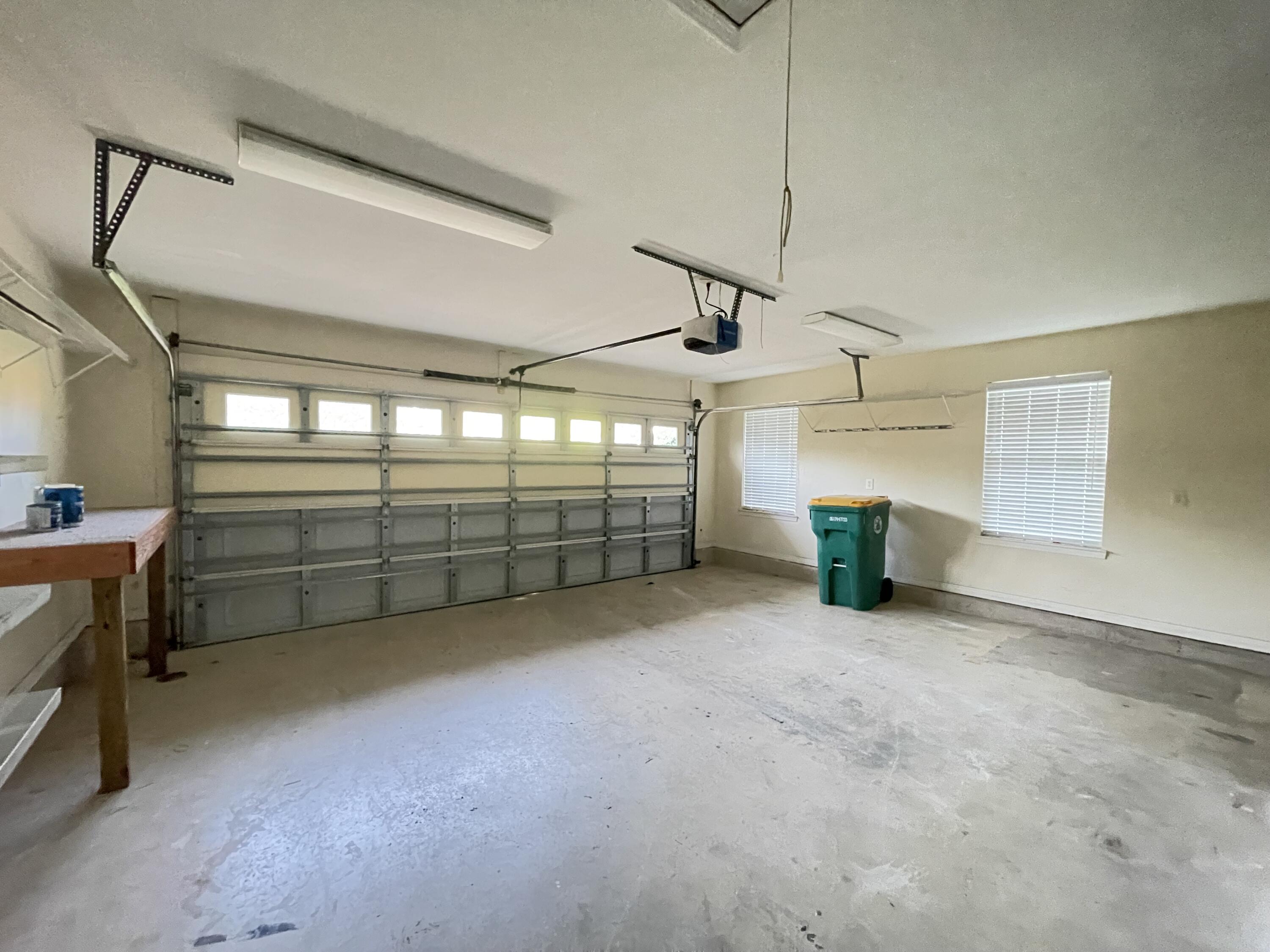 RAINTREE ESTATES - Residential Lease