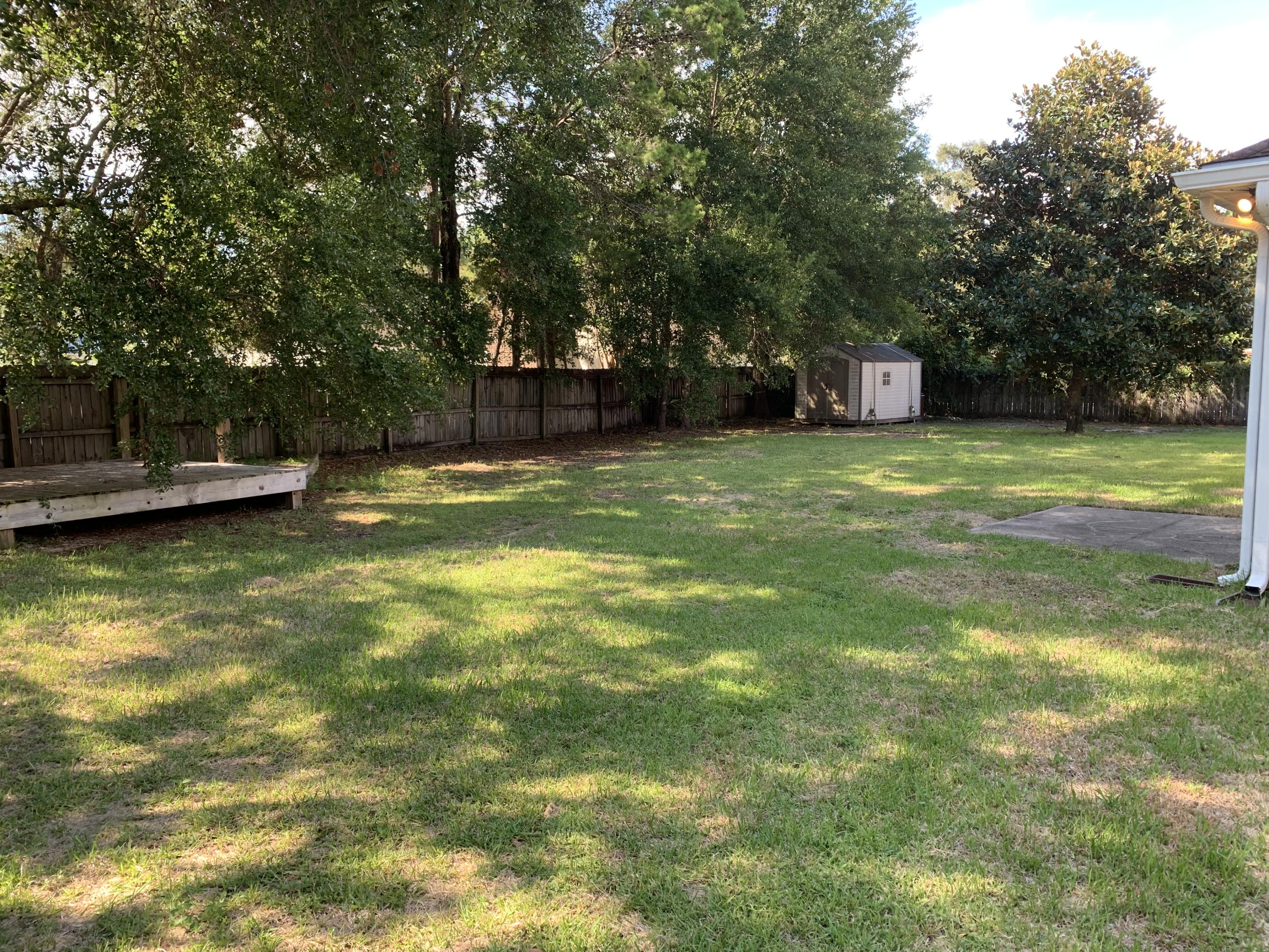 RAINTREE ESTATES - Residential Lease