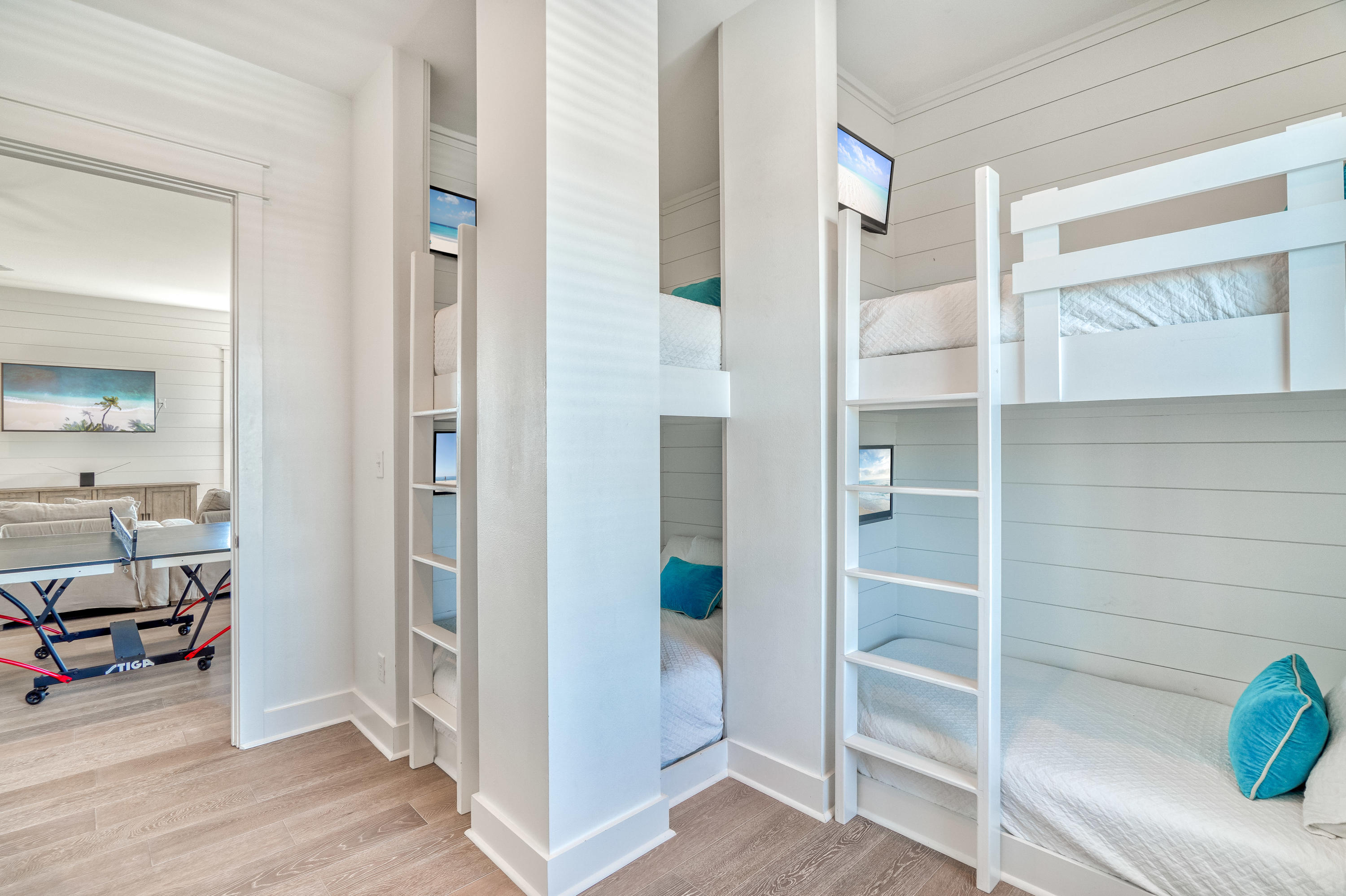 SEACREST EAST - Residential