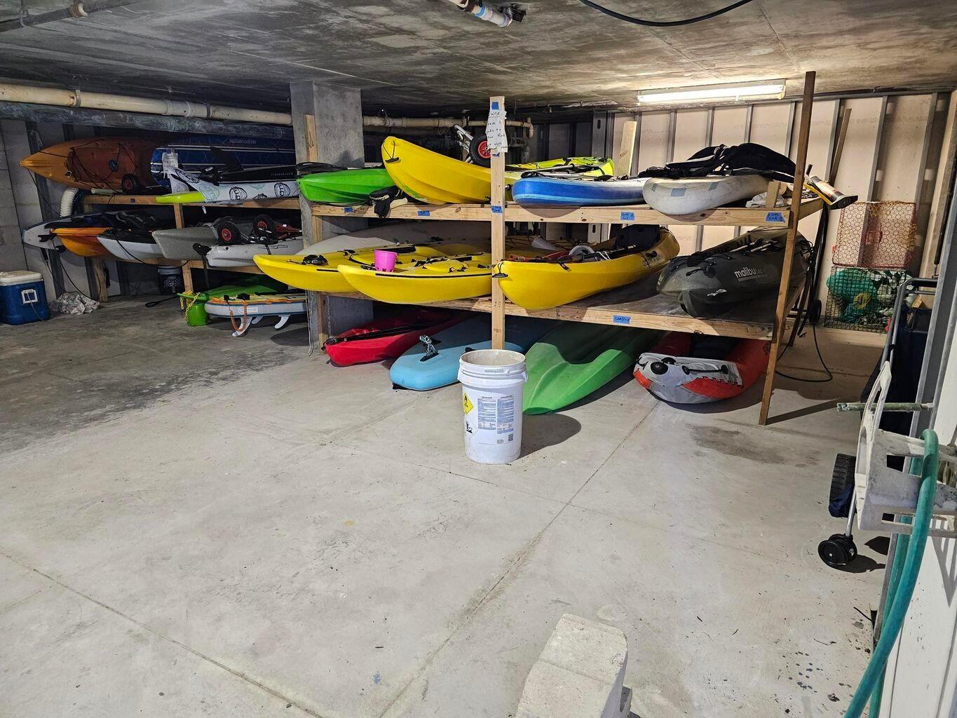 BEACH COLONY RESORT - Residential