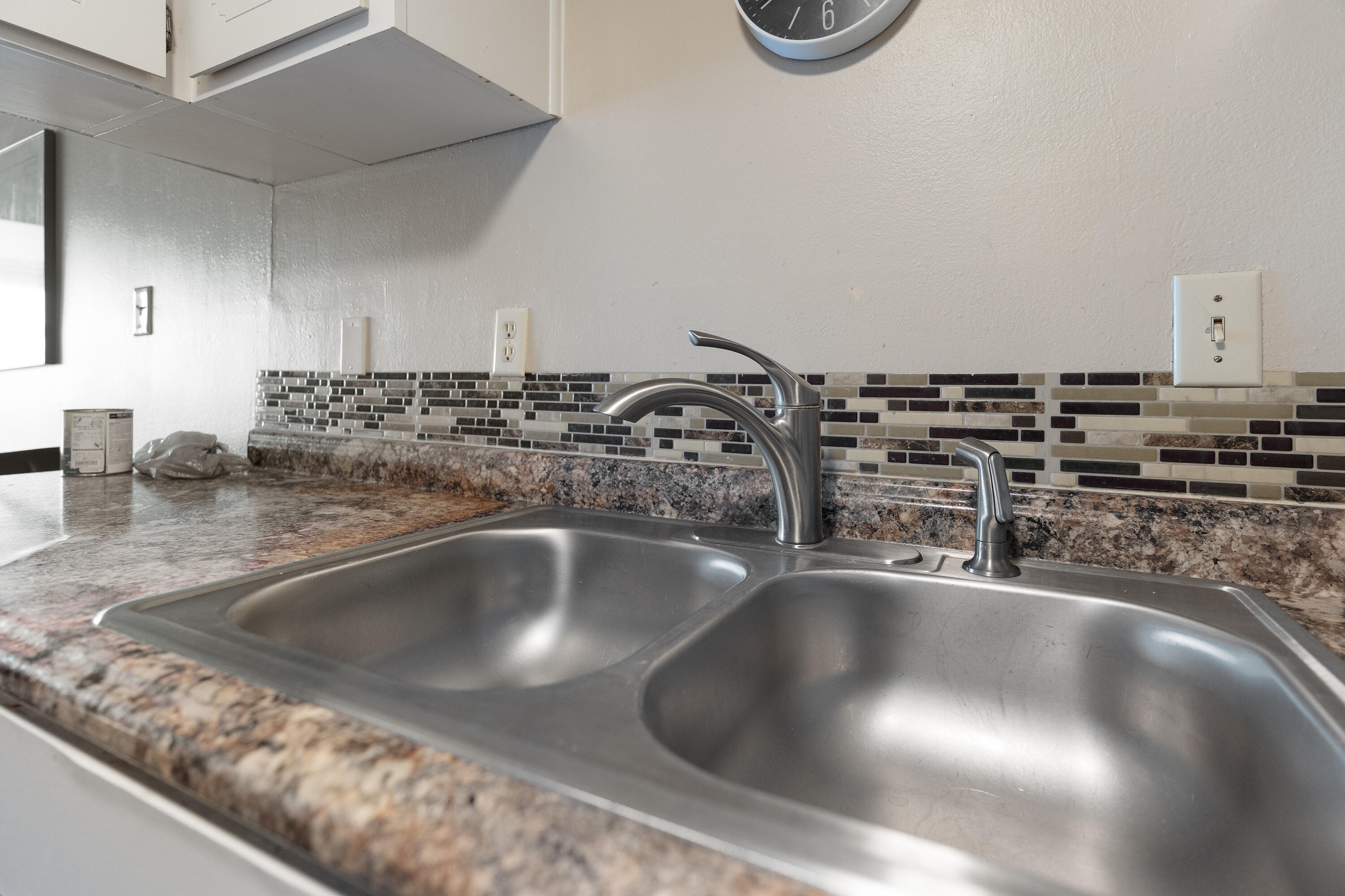 FINISTERRA CONDO - Residential