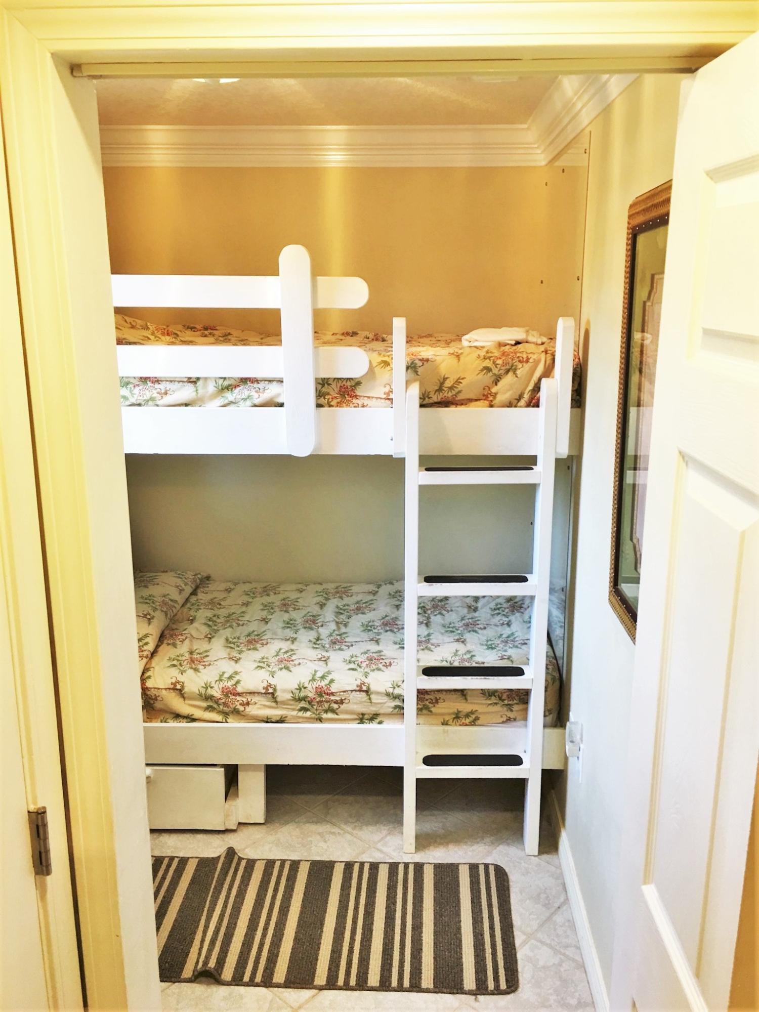 DESTIN WEST BEACH & BAY RESORT - Gulfside - Residential