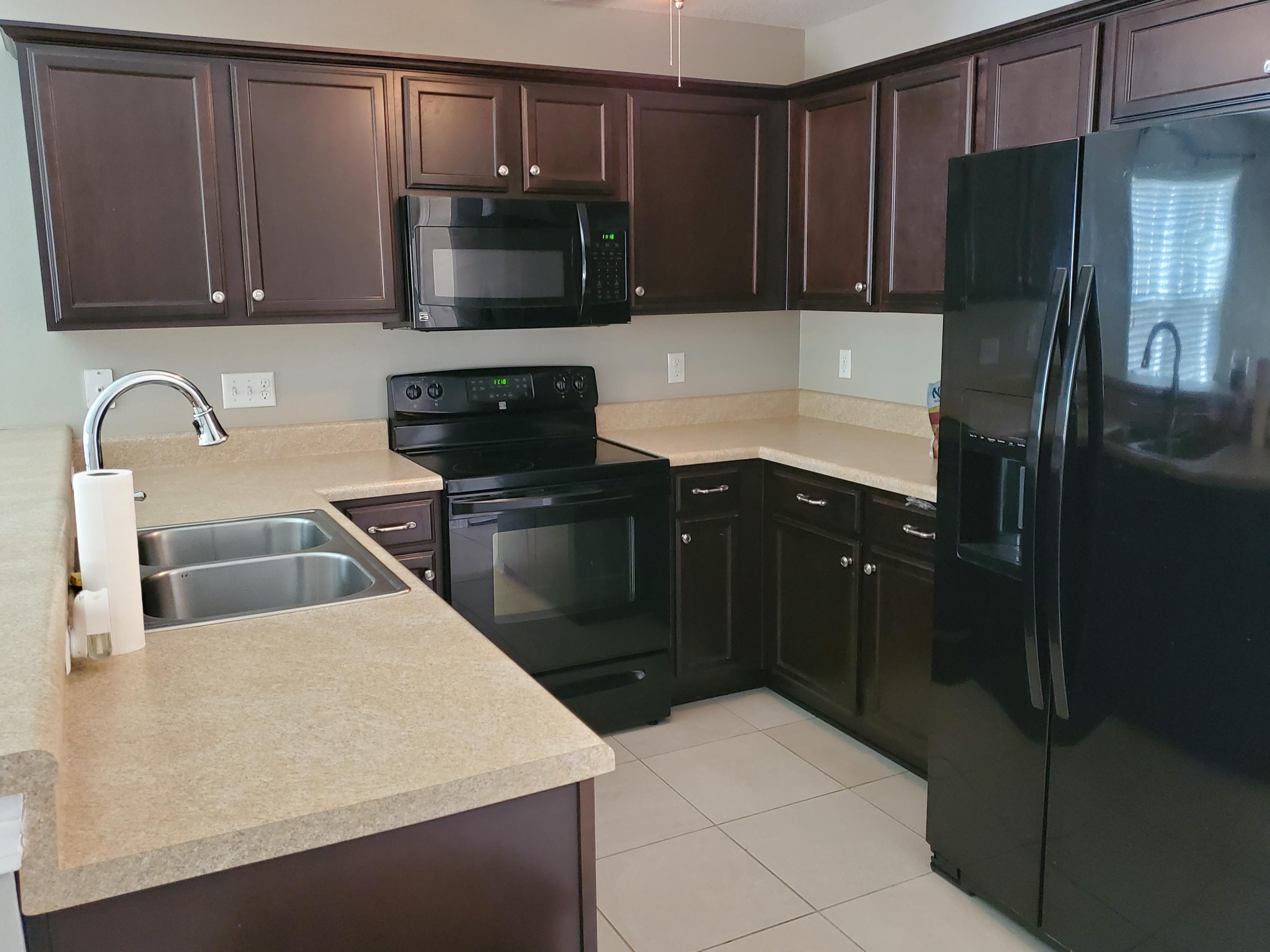 Stillwell Estates - Residential Lease