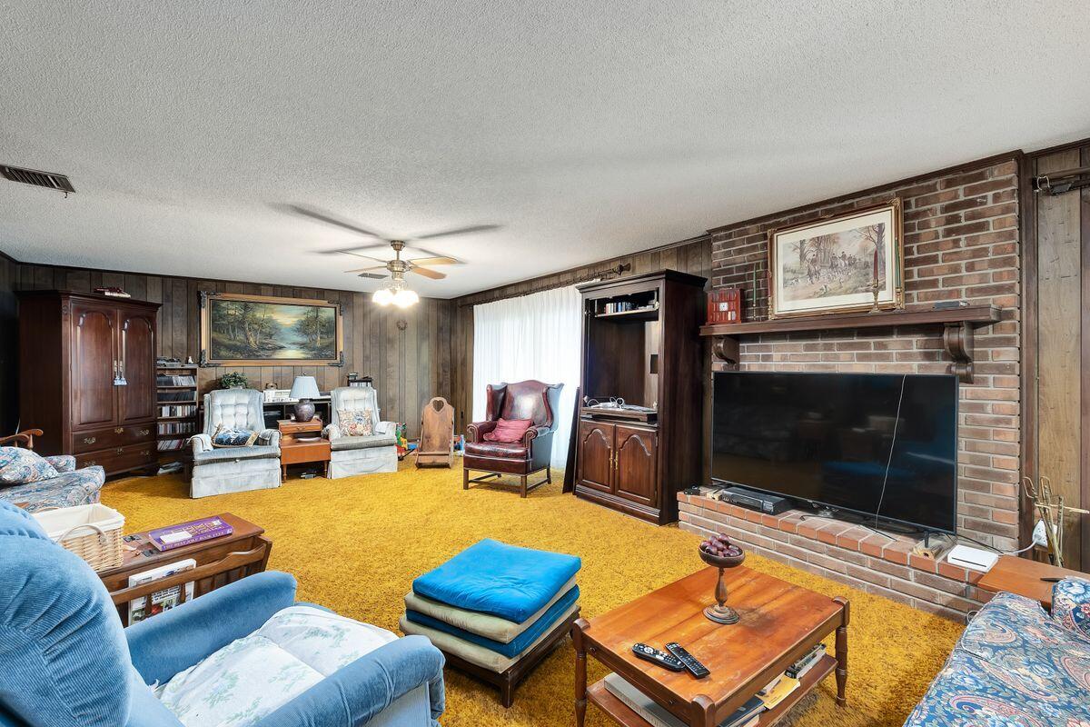 JOES BAYOU 1ST ADDN - Residential