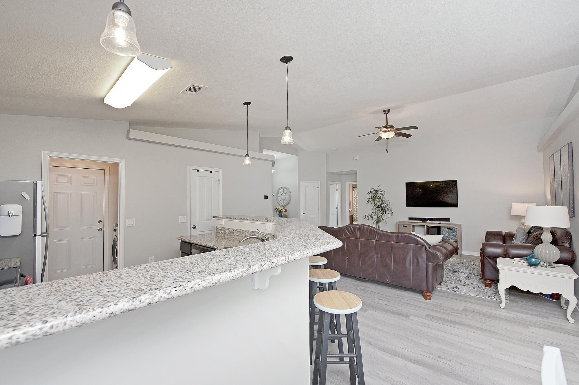 DUNCAN RIDGE 1ST ADDITION - Residential