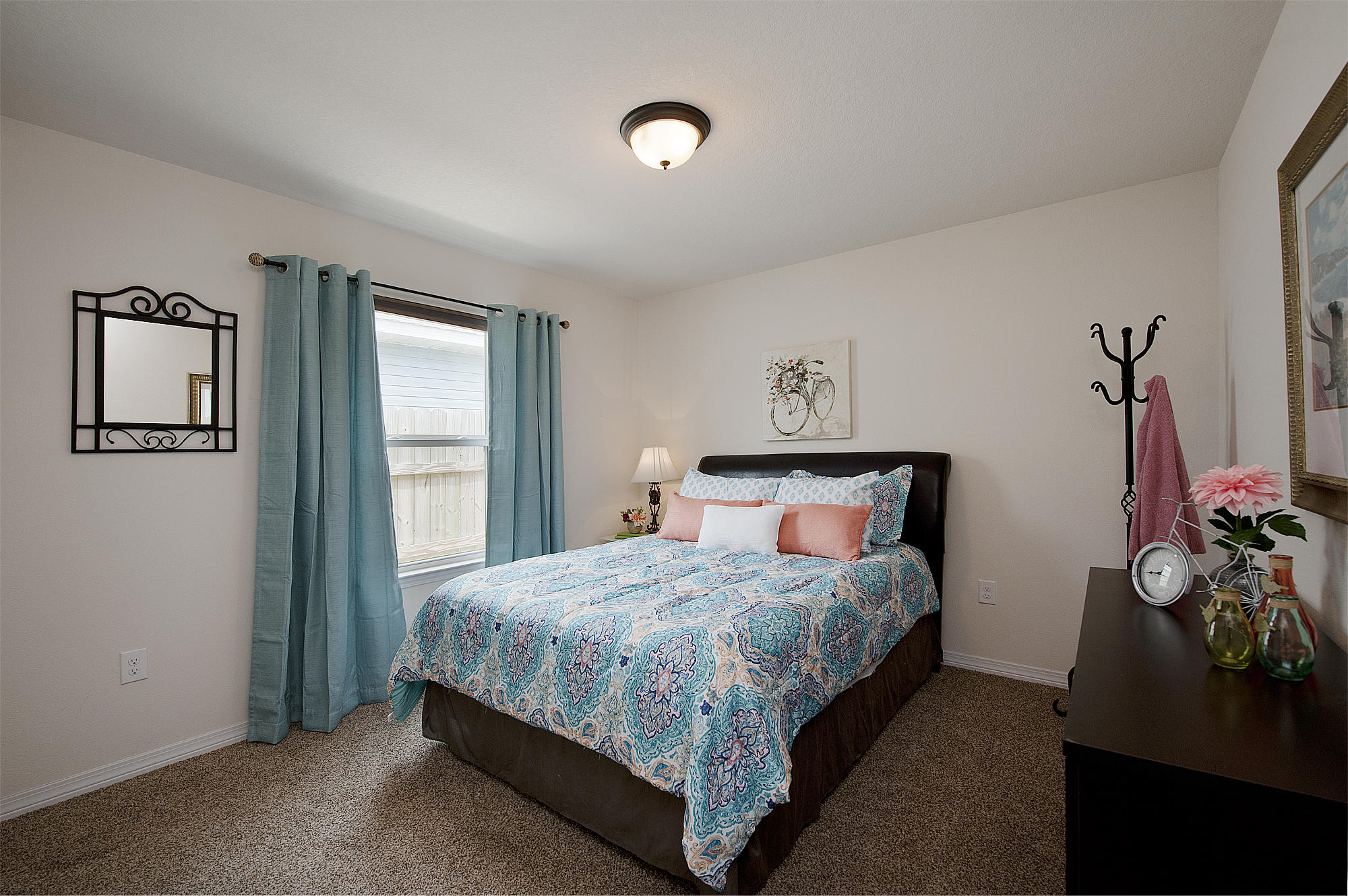 DUNCAN RIDGE 1ST ADDITION - Residential