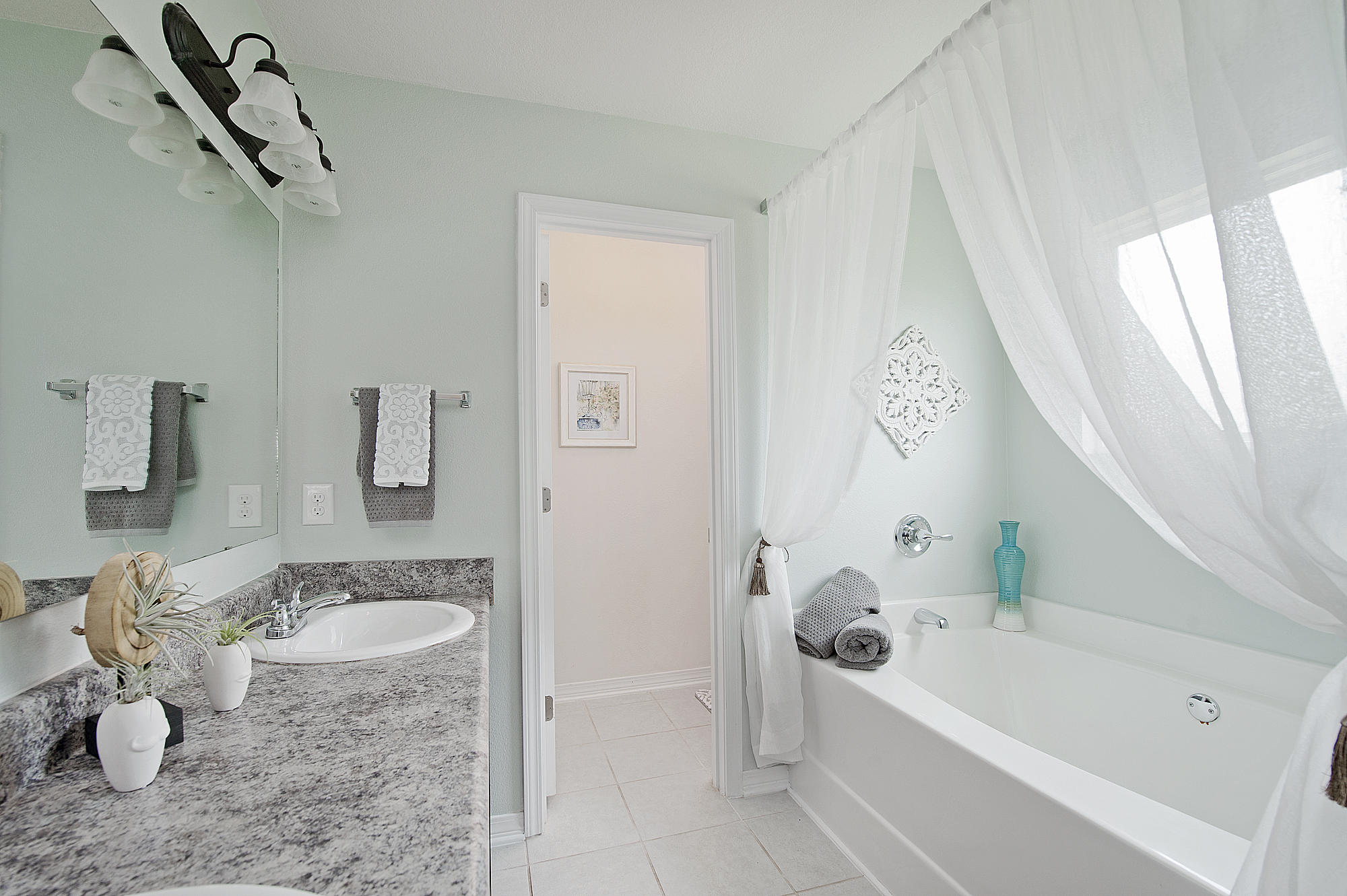 DUNCAN RIDGE 1ST ADDITION - Residential