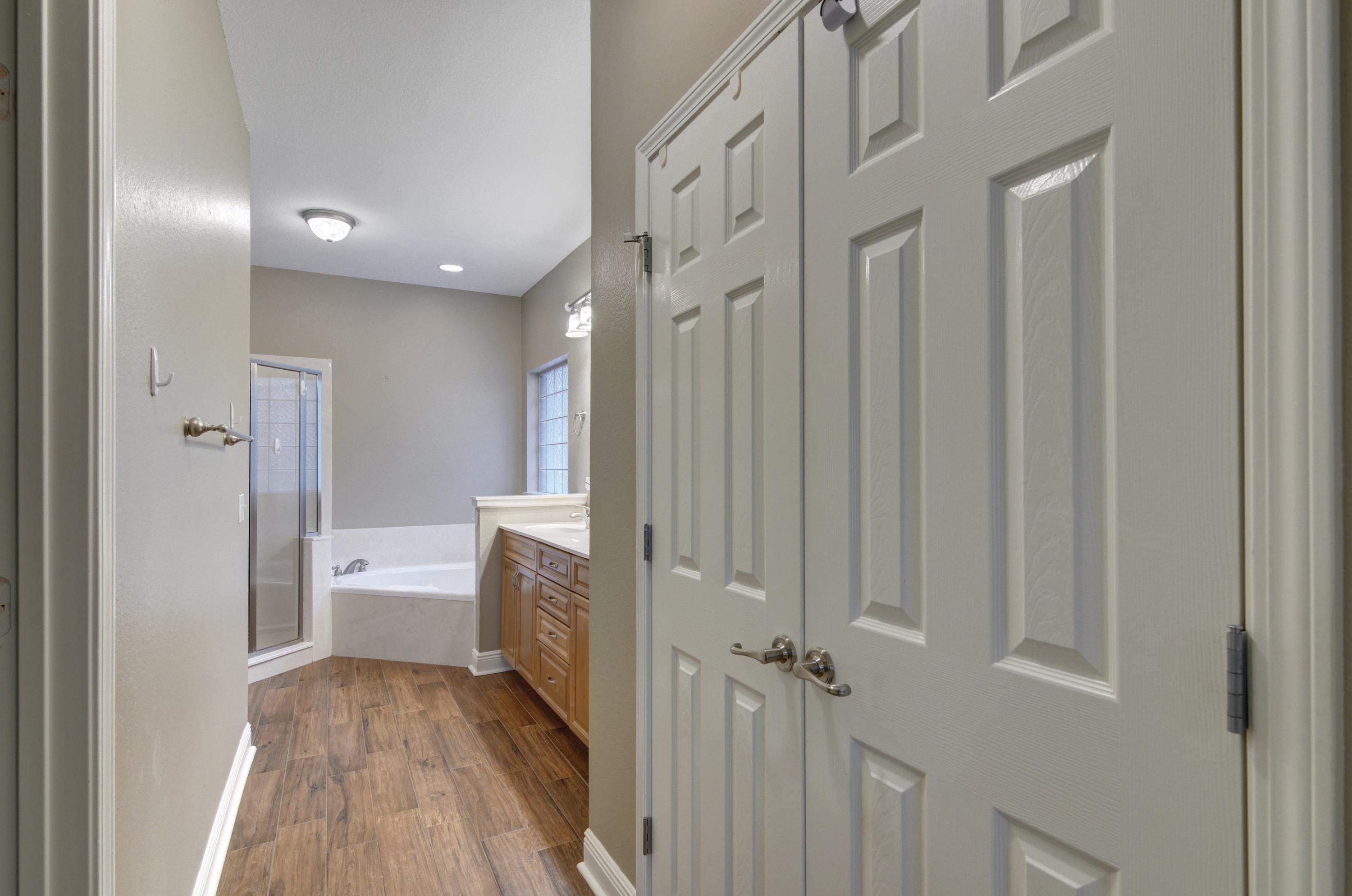 HERITAGE PARK - Residential