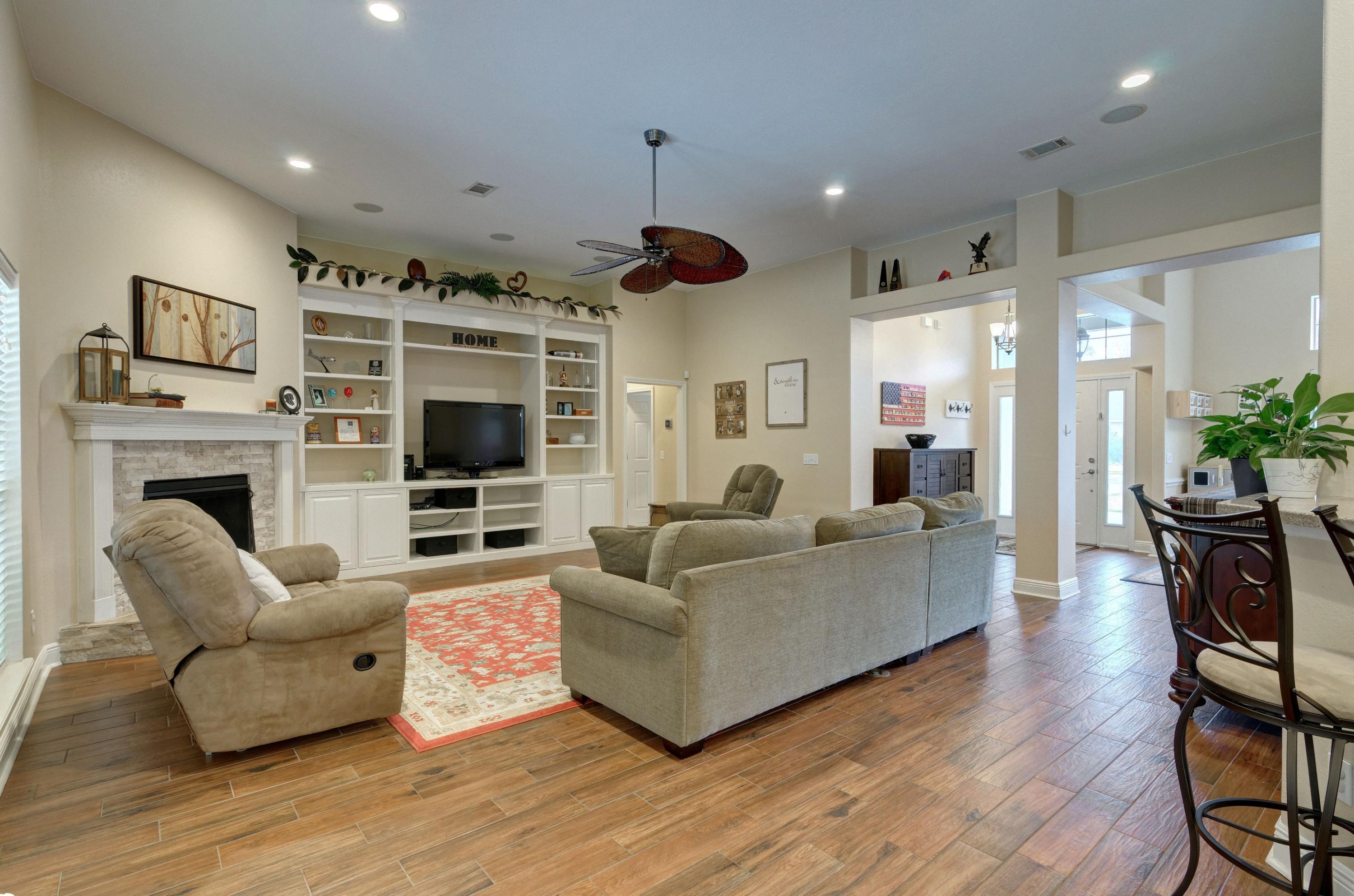 HERITAGE PARK - Residential