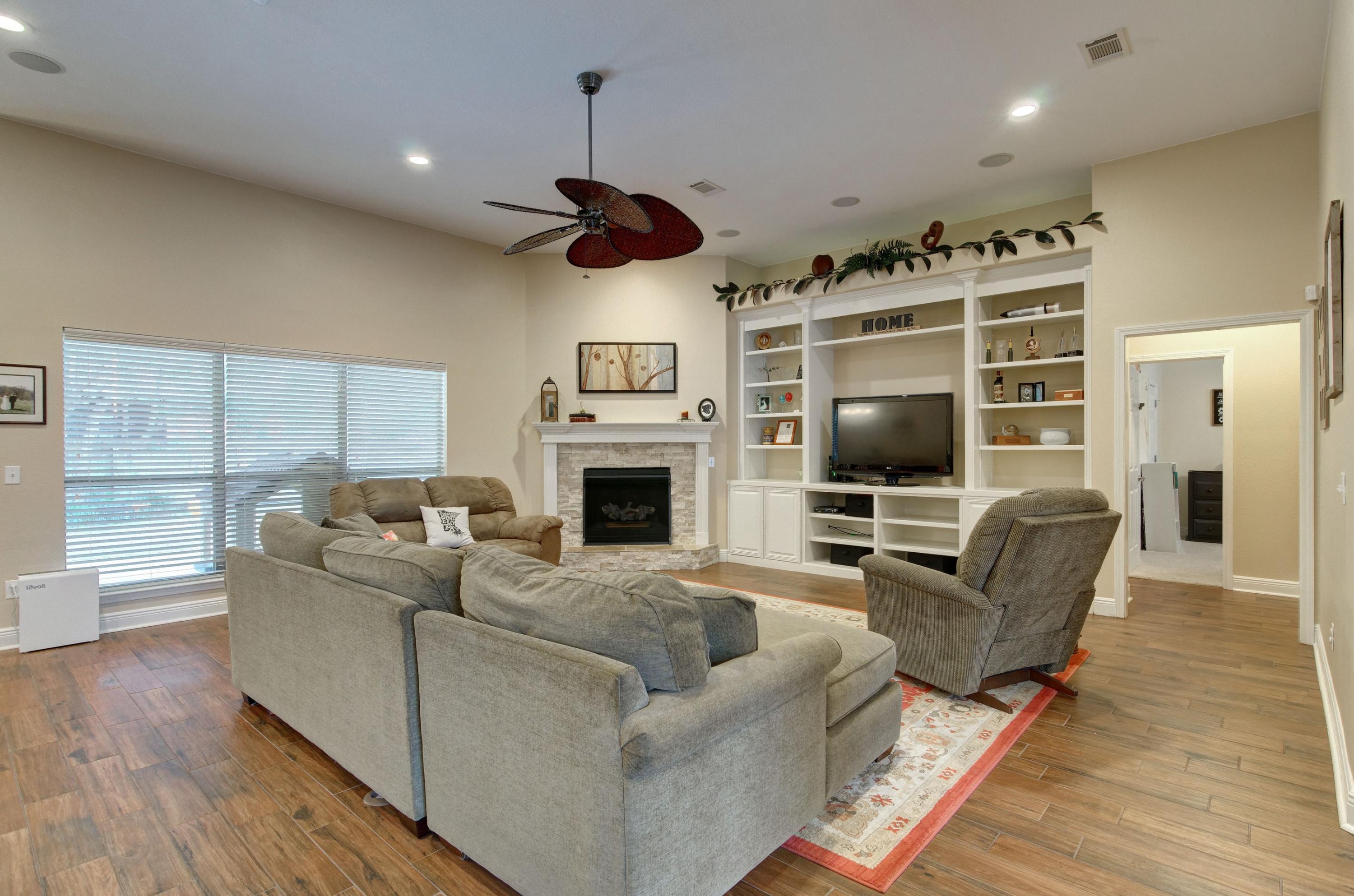 HERITAGE PARK - Residential