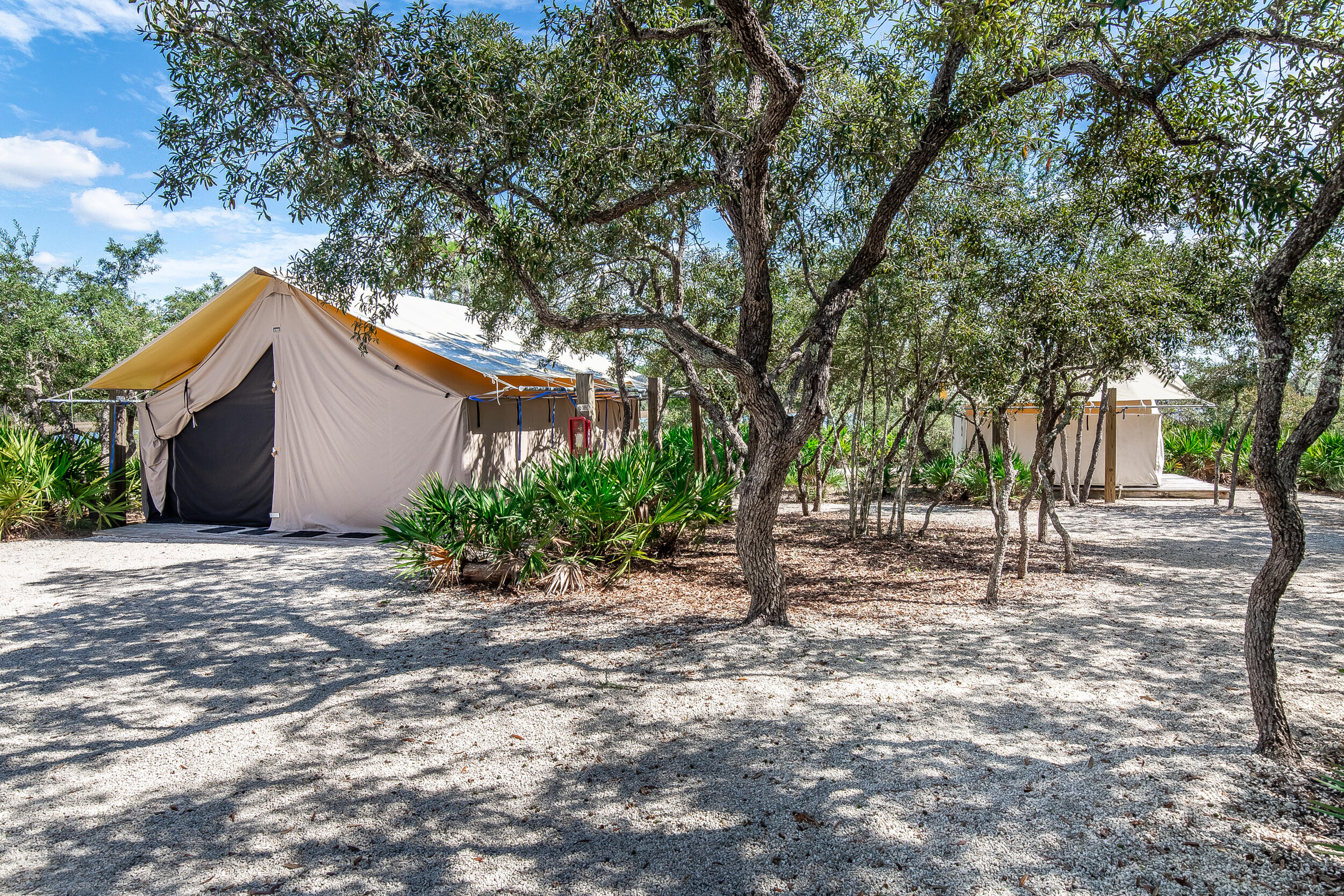 RIVERCAMPS ON CROOKED CREEK - Land
